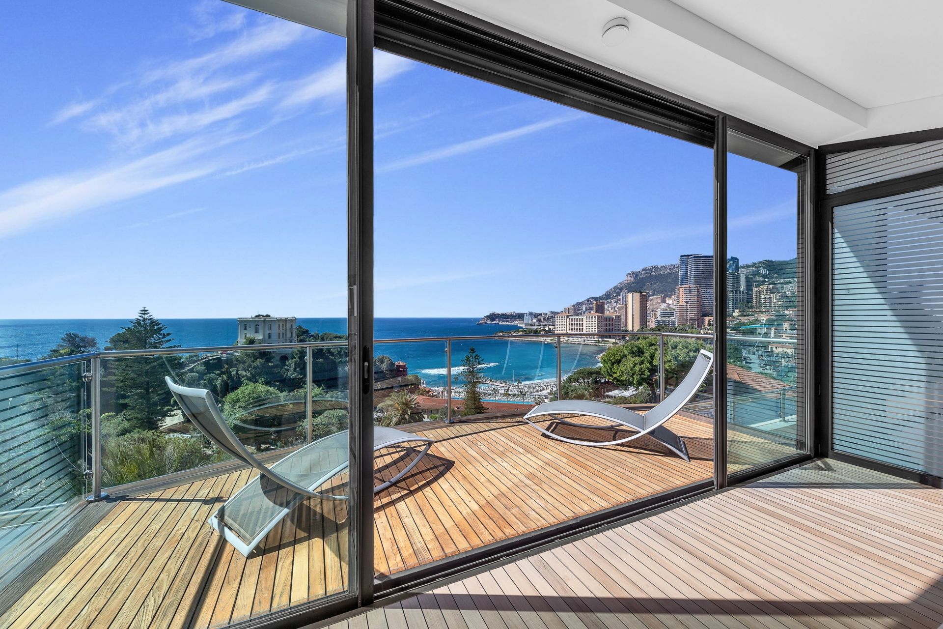 maison contemporaine 10 Pièces en vente sur ROQUEBRUNE CAP MARTIN (06190)