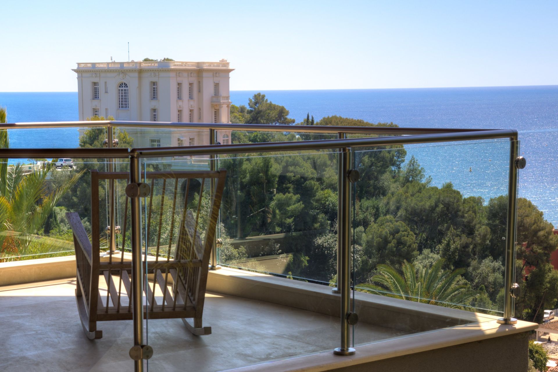 maison contemporaine 10 Pièces en vente sur ROQUEBRUNE CAP MARTIN (06190)