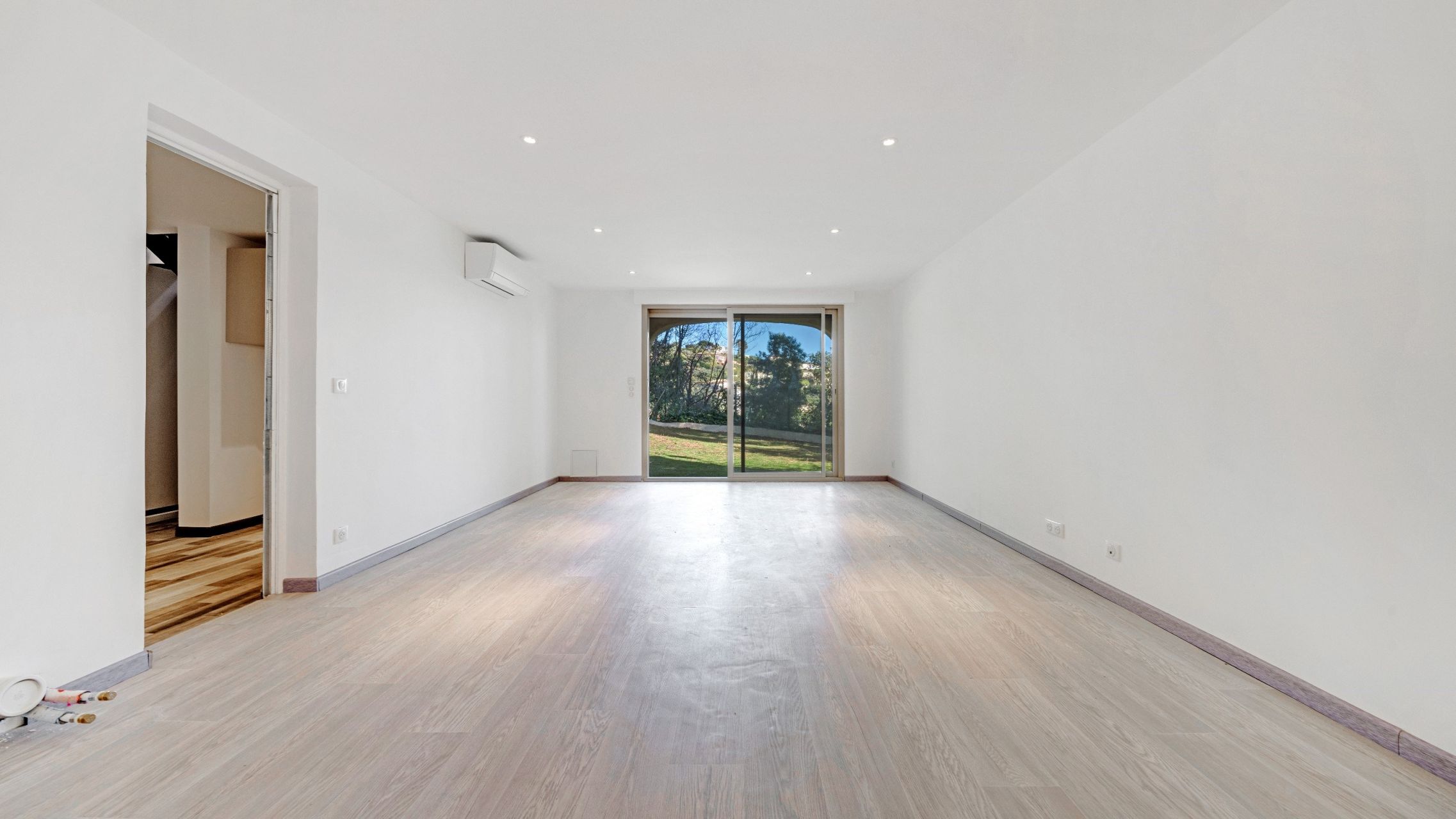 provencal house 5 Rooms for sale on STE MAXIME (83120)