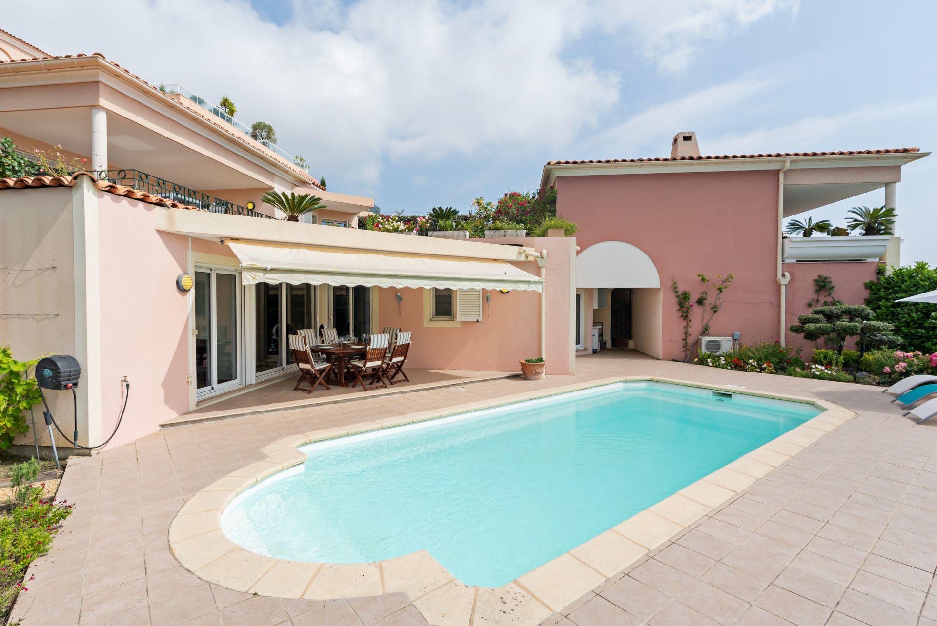 appartement 6 Pièces en vente sur MANDELIEU LA NAPOULE (06210)