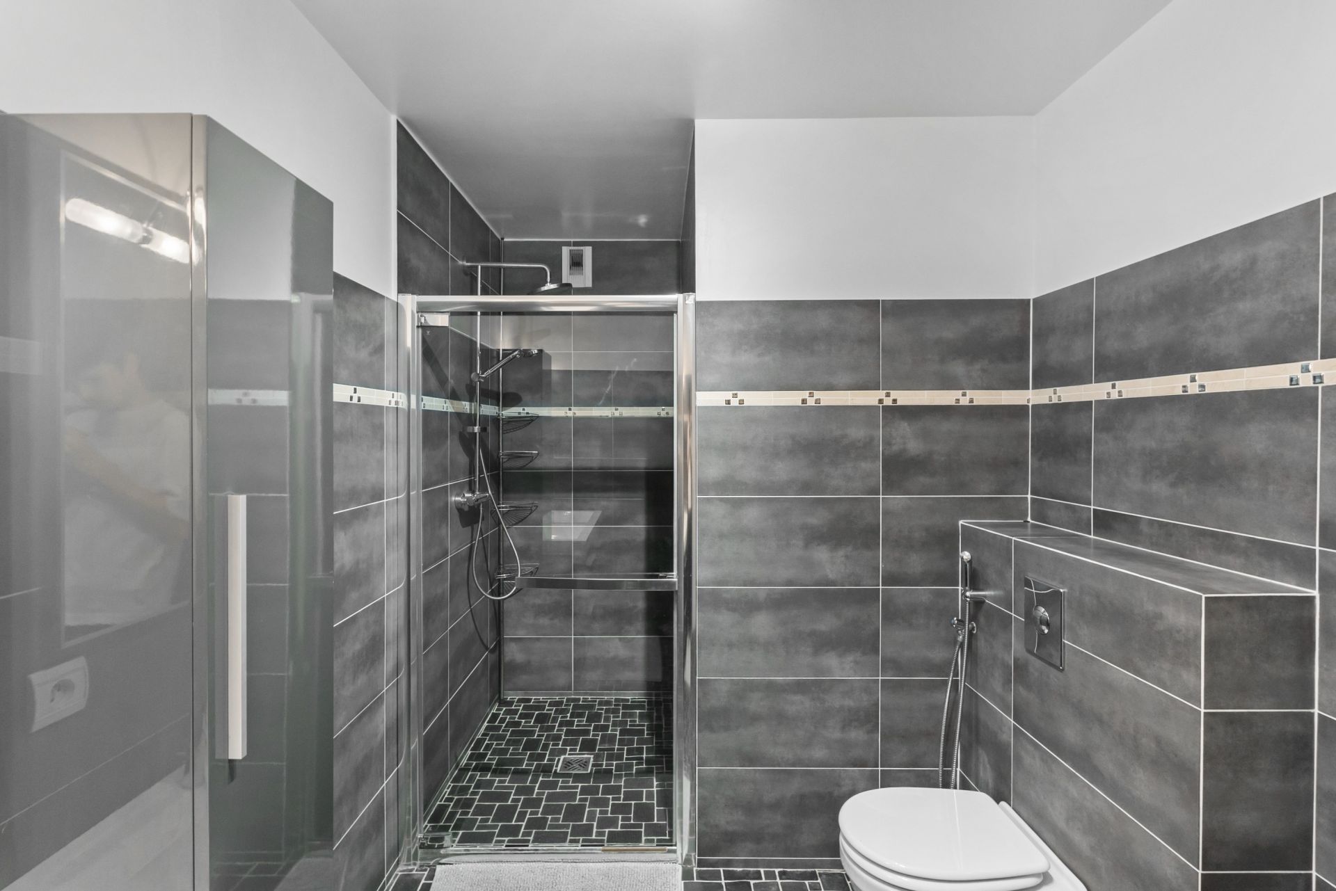 apartment 6 Rooms for sale on MANDELIEU LA NAPOULE (06210)