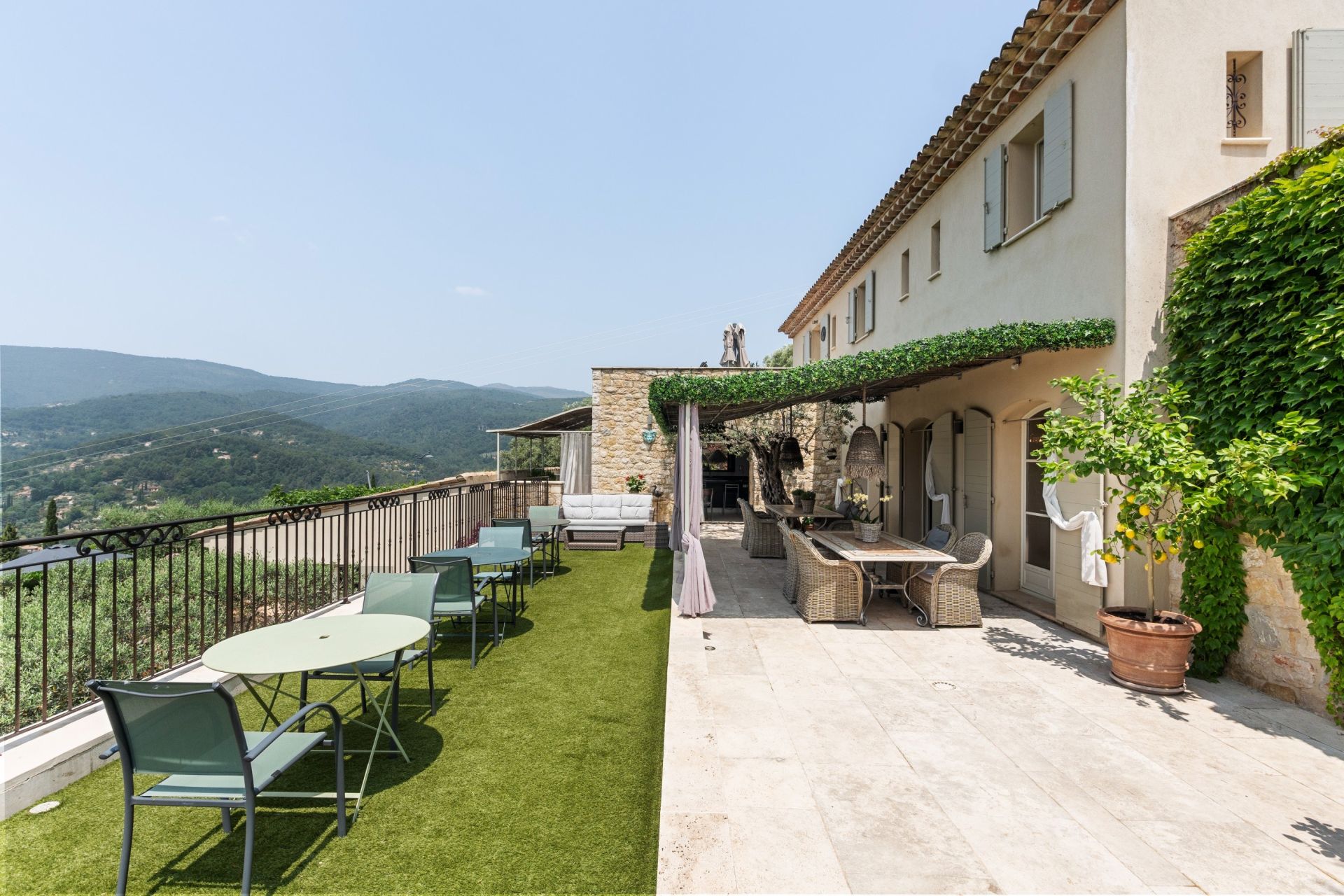 maison provençale 10 Pièces en vente sur FAYENCE (83440)