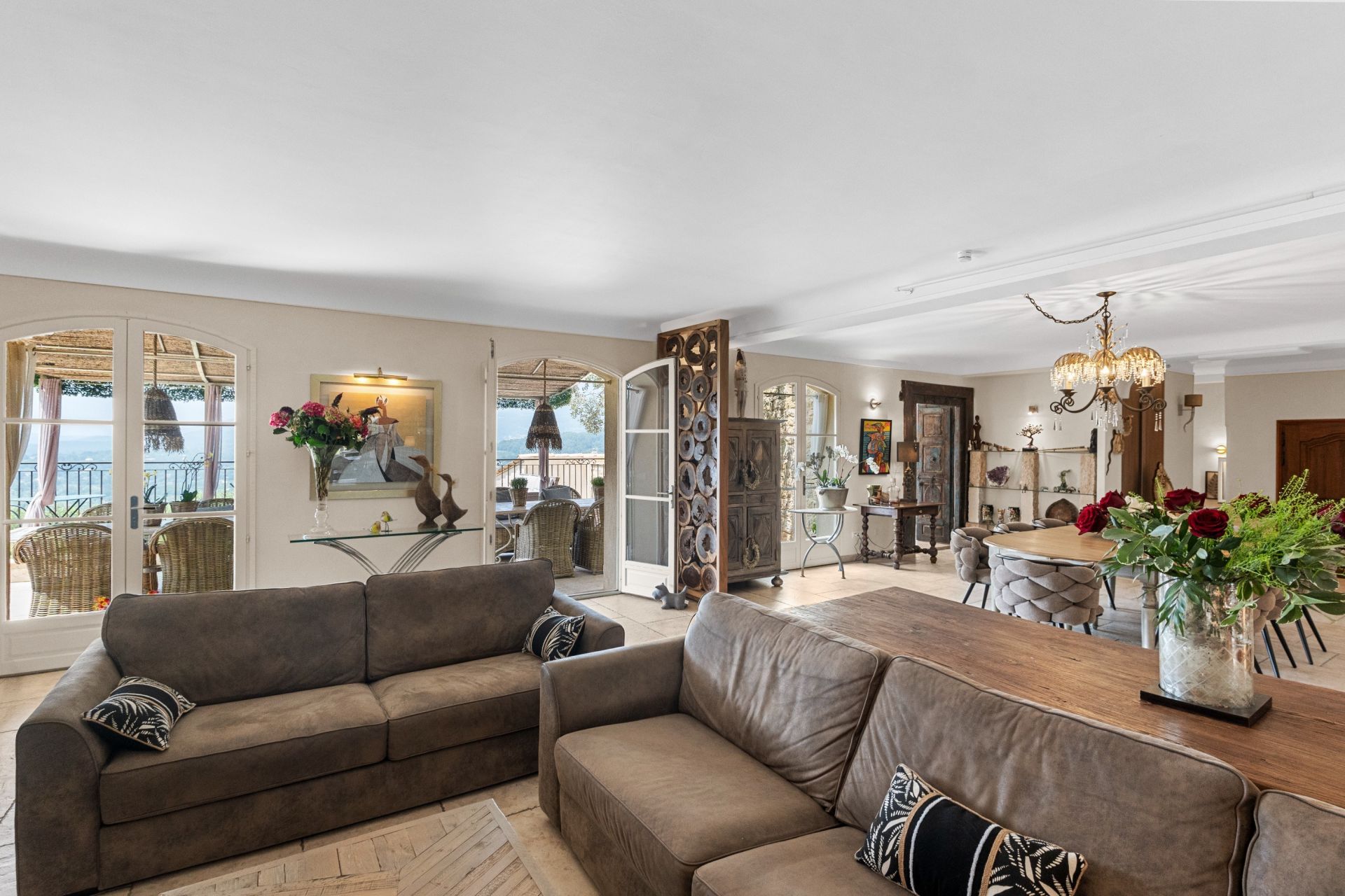 maison provençale 10 Pièces en vente sur FAYENCE (83440)