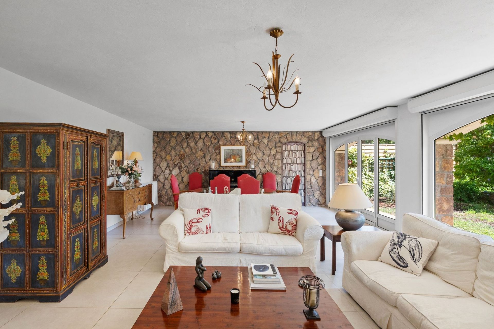 provencal house 7 Rooms for sale on THEOULE SUR MER (06590)