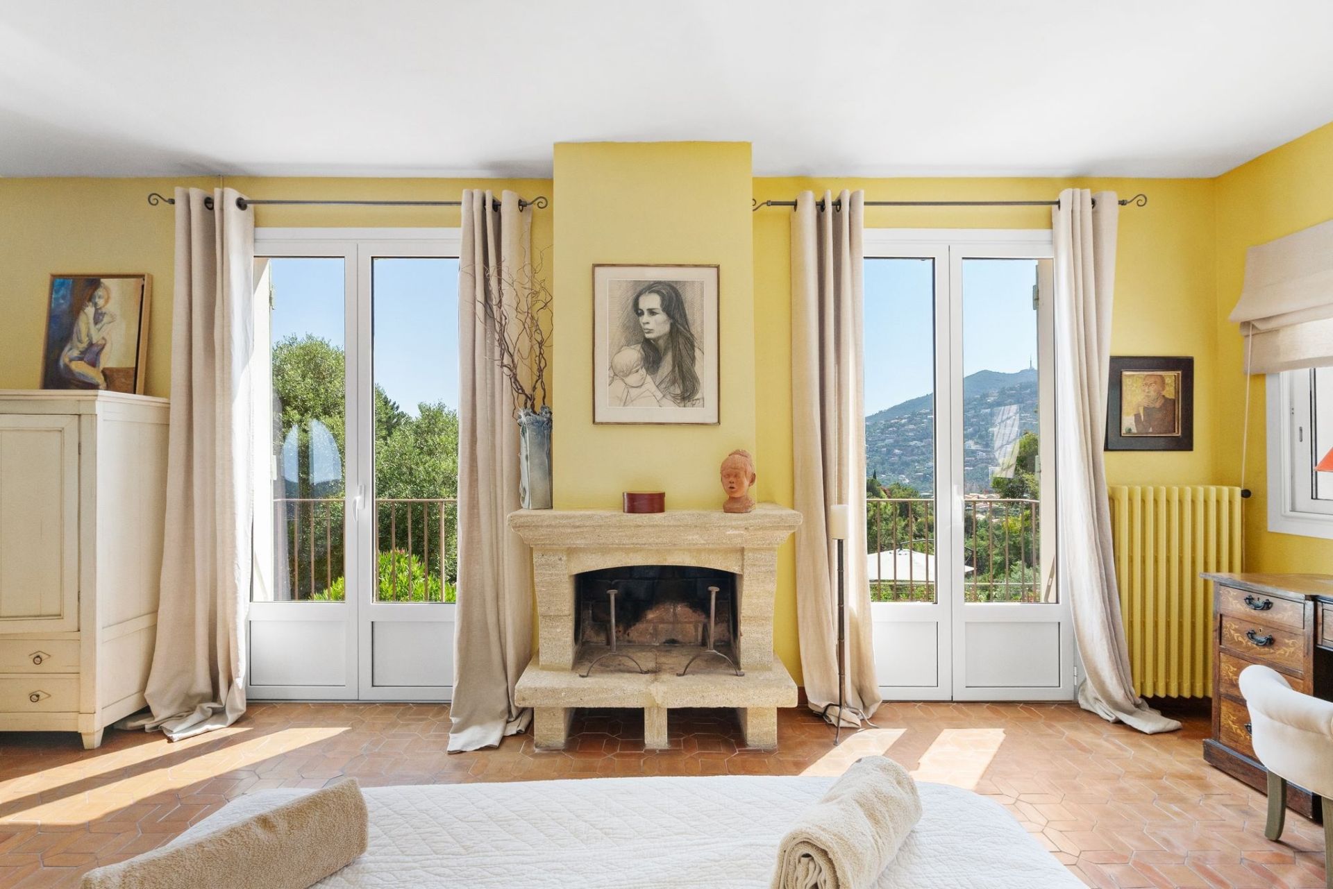 provencal house 7 Rooms for sale on THEOULE SUR MER (06590)