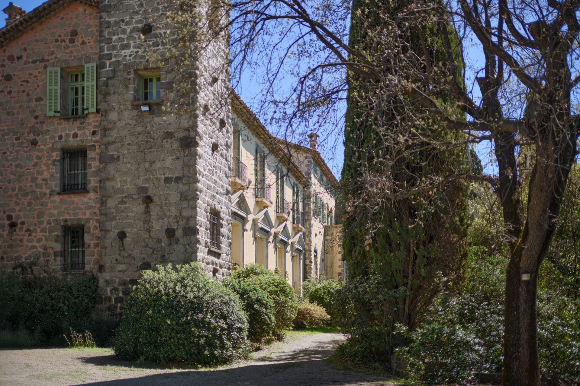 château 39 Pièces en vente sur BIOT (06410)
