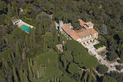 Vente Château Biot 39 Pièces 2851 m²