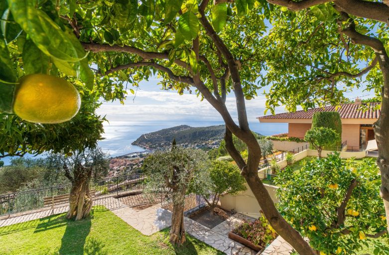 villa 7 Pièces en vente sur VILLEFRANCHE SUR MER (06230)