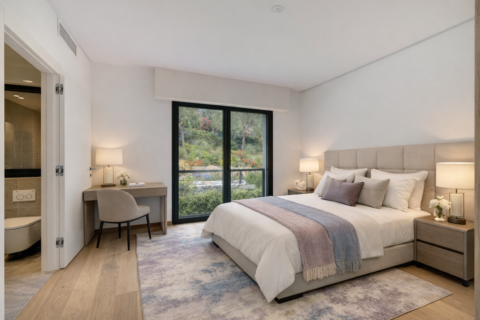 apartment 4 Rooms for sale on CANNES (06400)