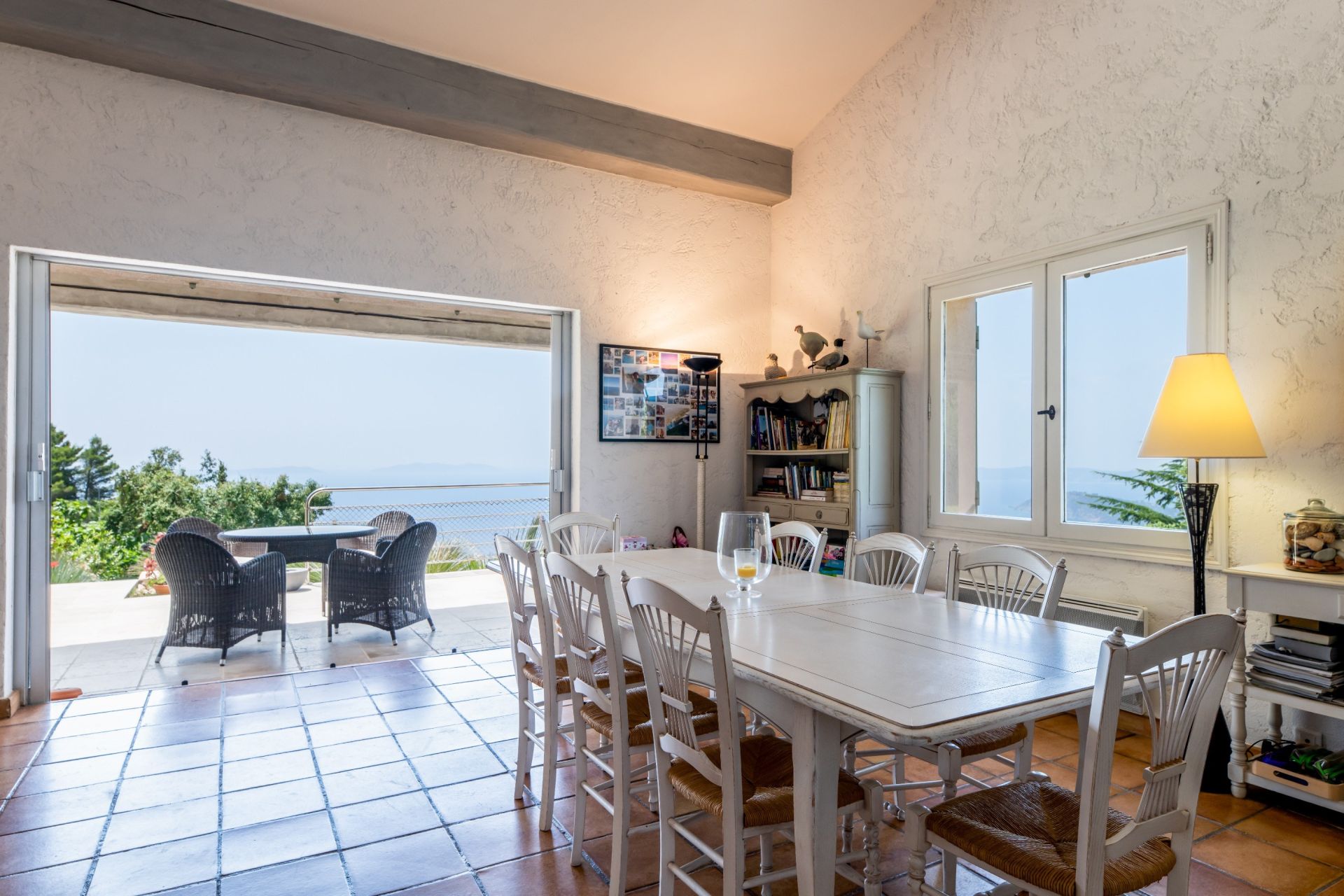 provencal house 8 Rooms for sale on RAYOL CANADEL SUR MER (83820)