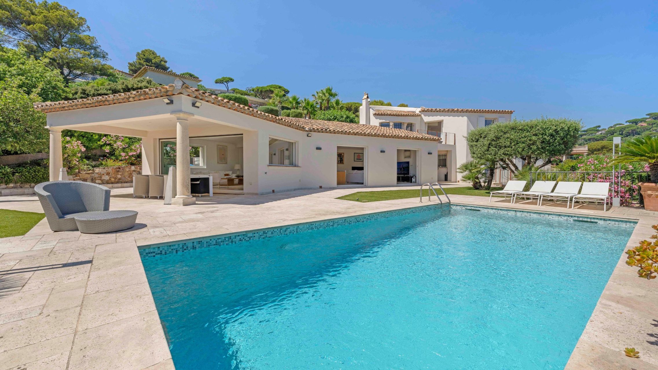villa 11 Pièces en vente sur STE MAXIME (83120)