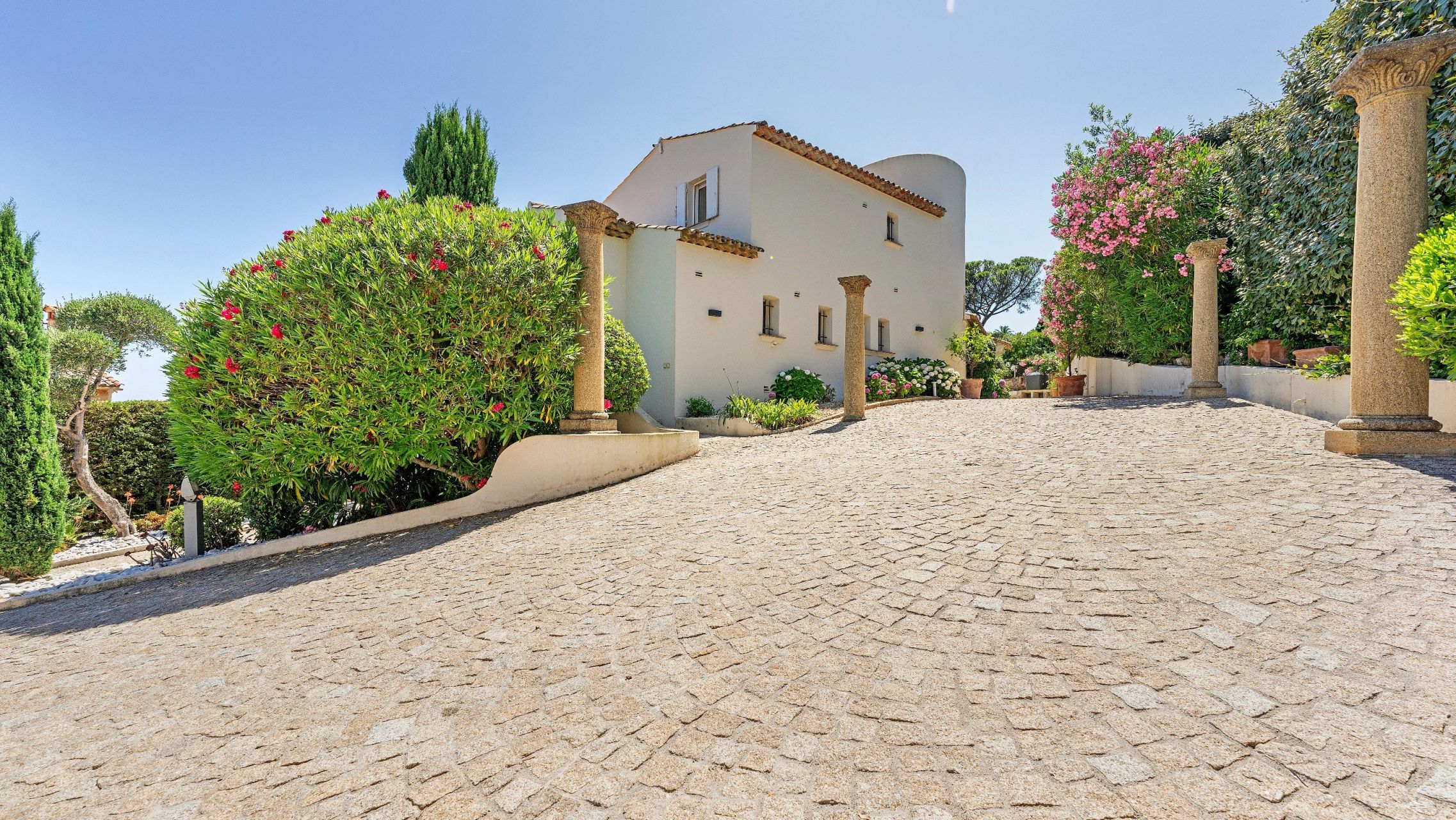 villa 11 Pièces en vente sur STE MAXIME (83120)