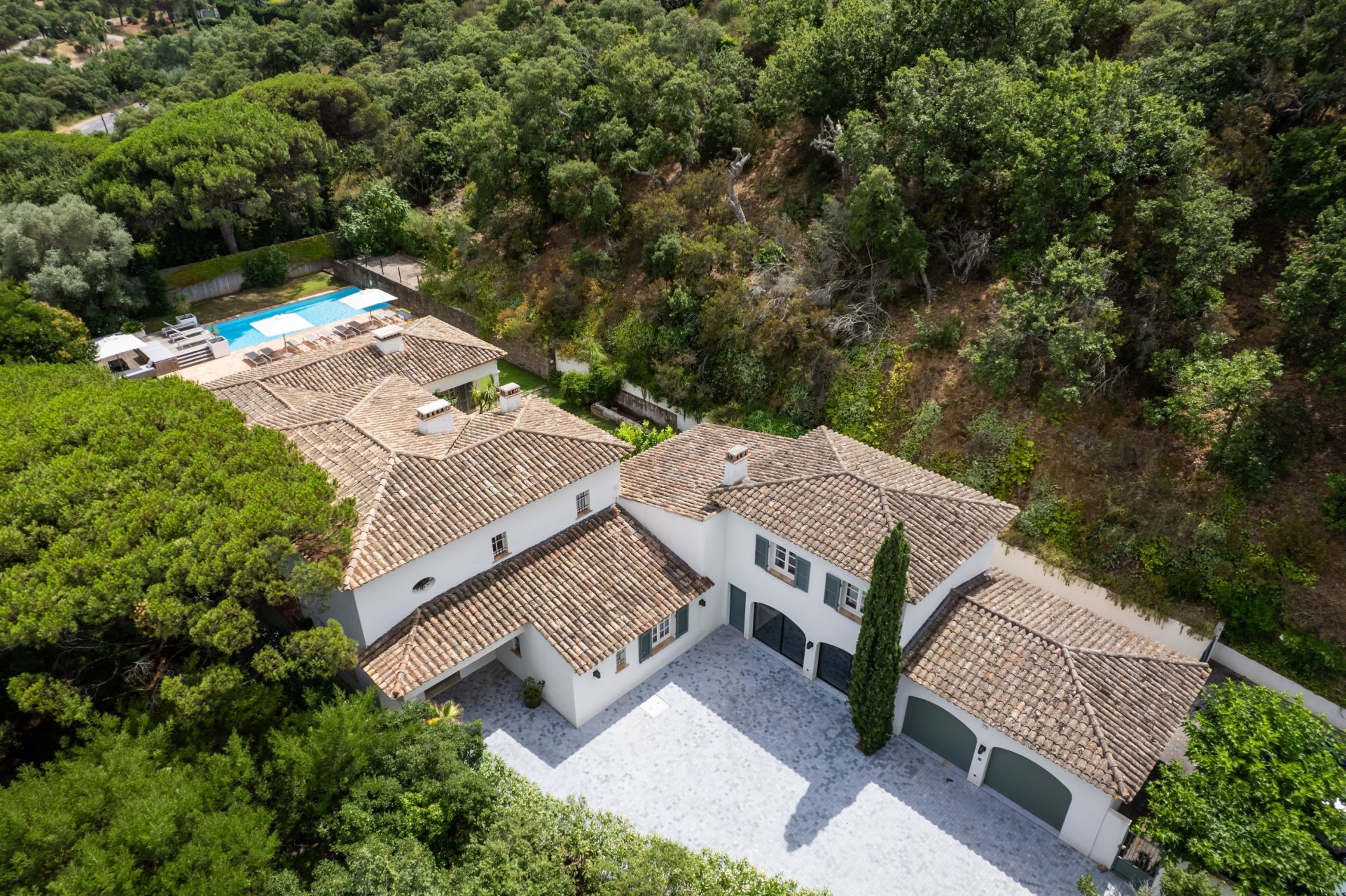 mas 13 Rooms for sale on RAMATUELLE (83350)