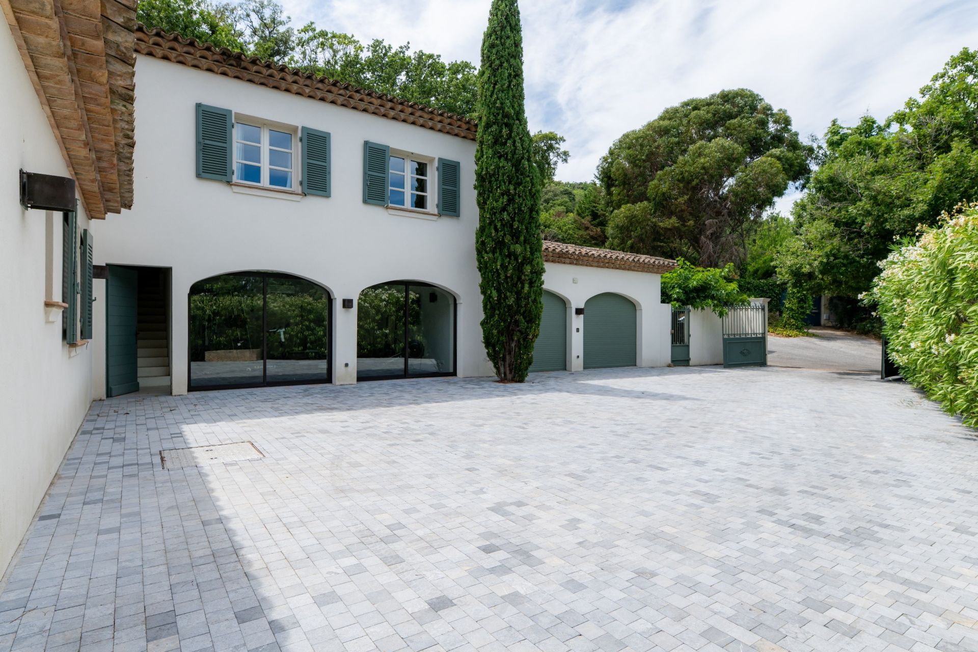 mas 13 Rooms for sale on RAMATUELLE (83350)