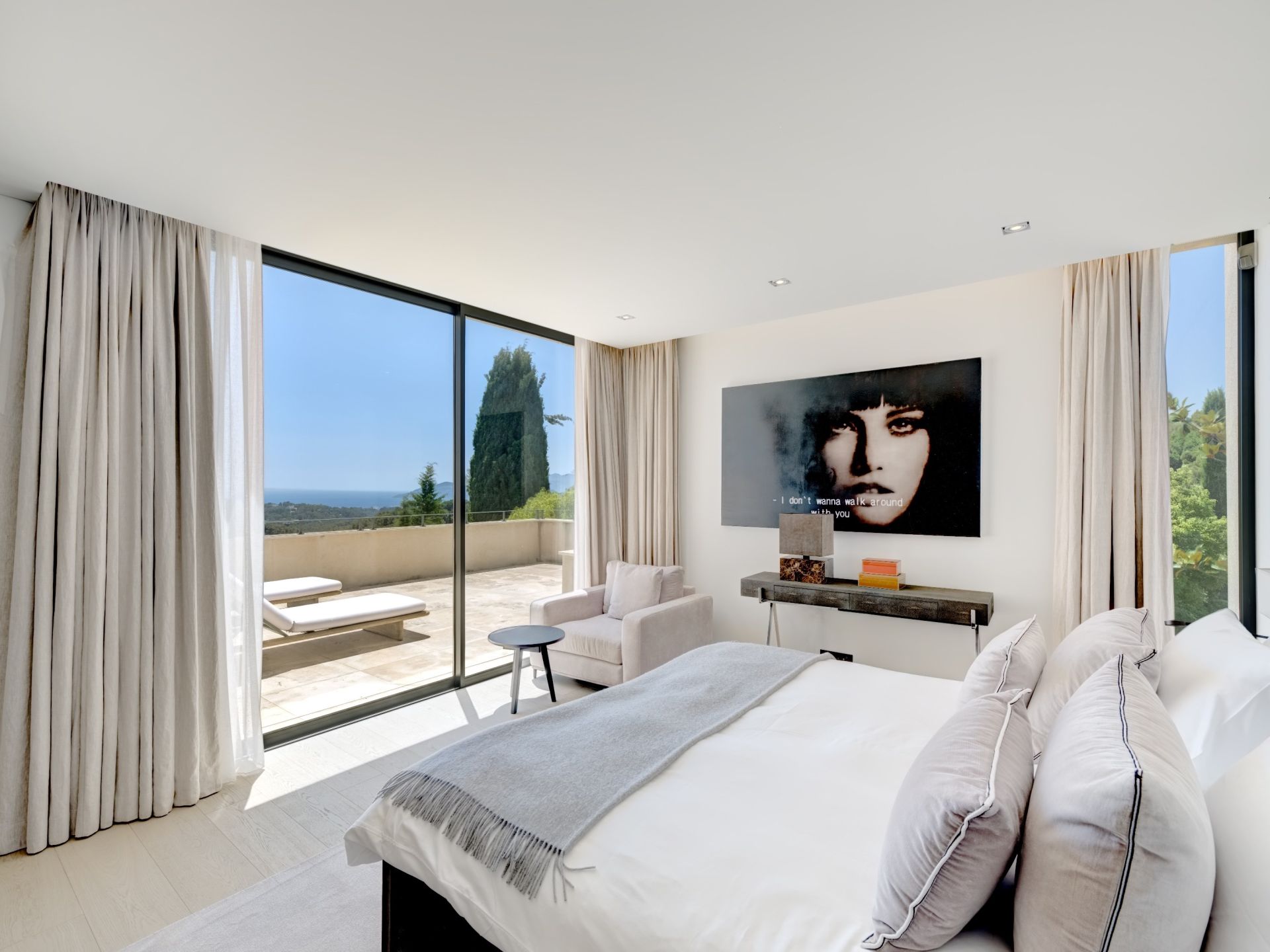 villa 17 Pièces en vente sur MOUGINS (06250)