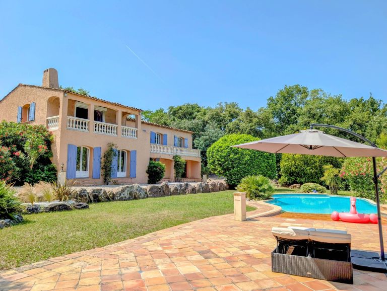 maison provençale 6 Pièces en vente sur GRIMAUD (83310)
