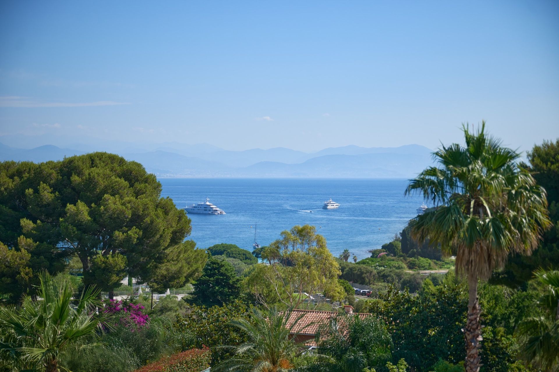 hôtel particulier 11 Pièces en vente sur CAP D ANTIBES (06160)
