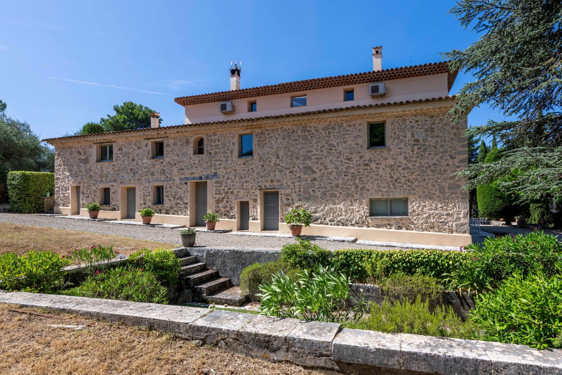 bastide 11 Pièces en vente sur GRASSE (06130)