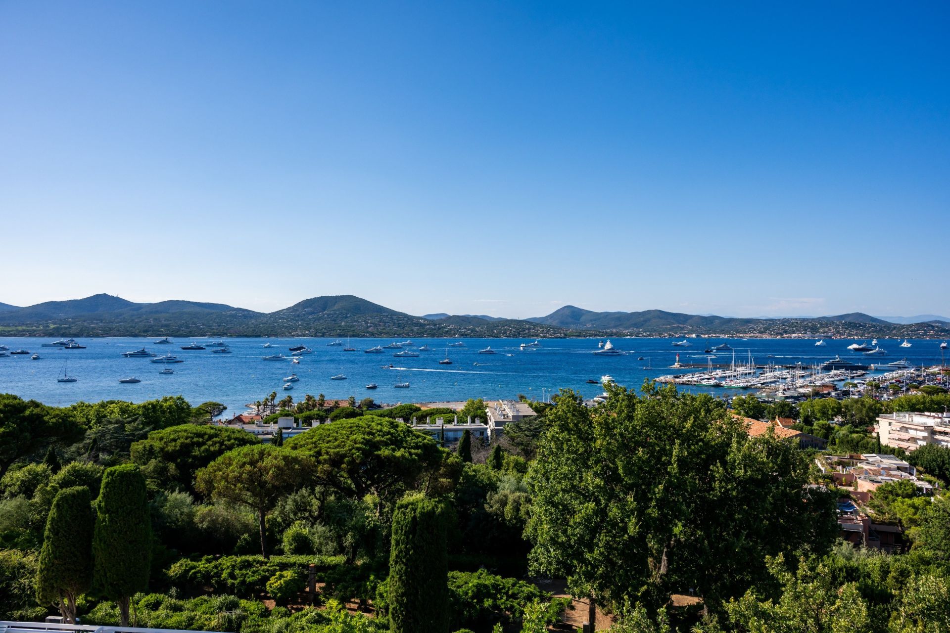 appartement 4 Pièces en vente sur ST TROPEZ (83990)