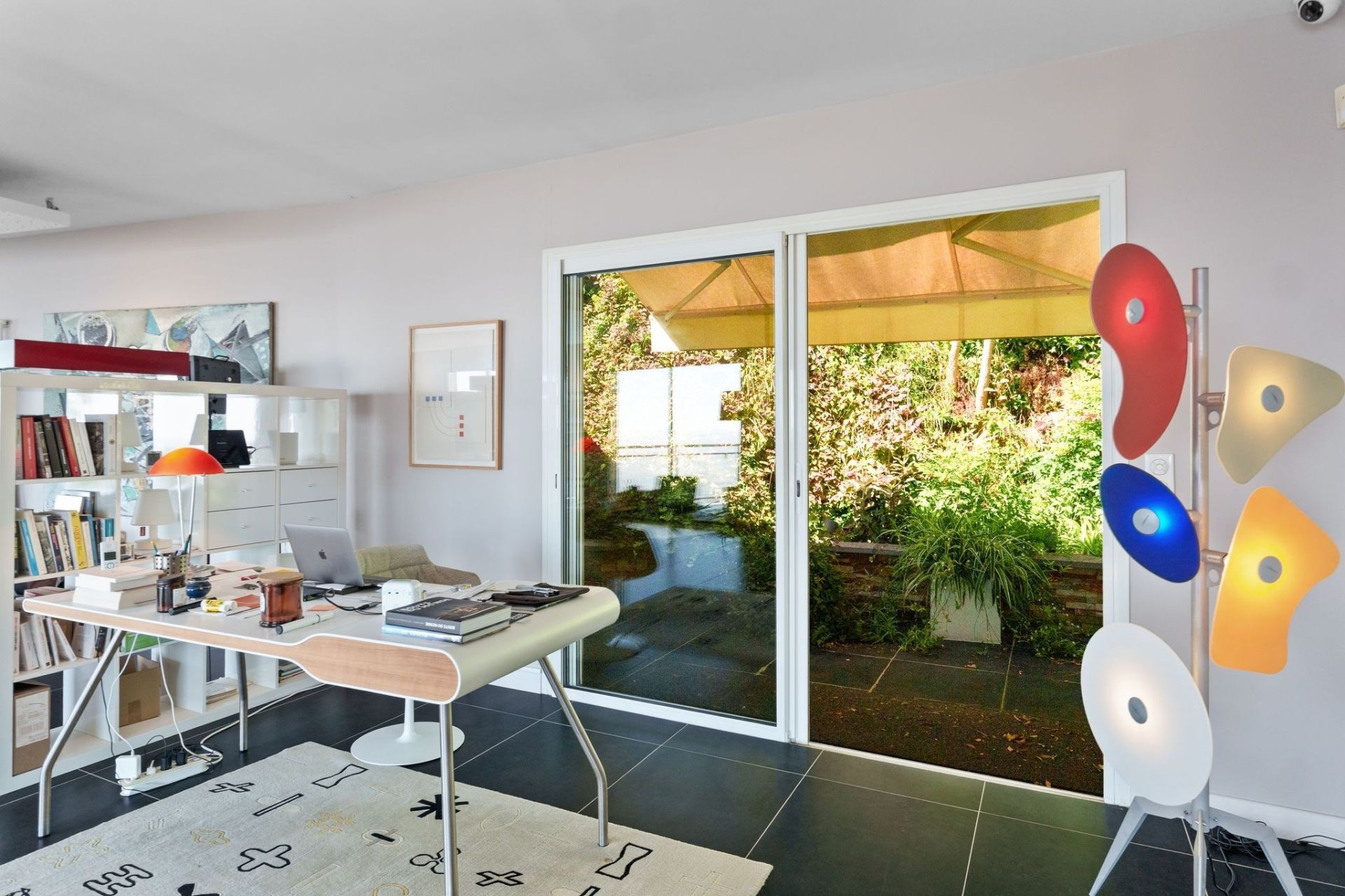 contemporary house 7 Rooms for sale on THEOULE SUR MER (06590)