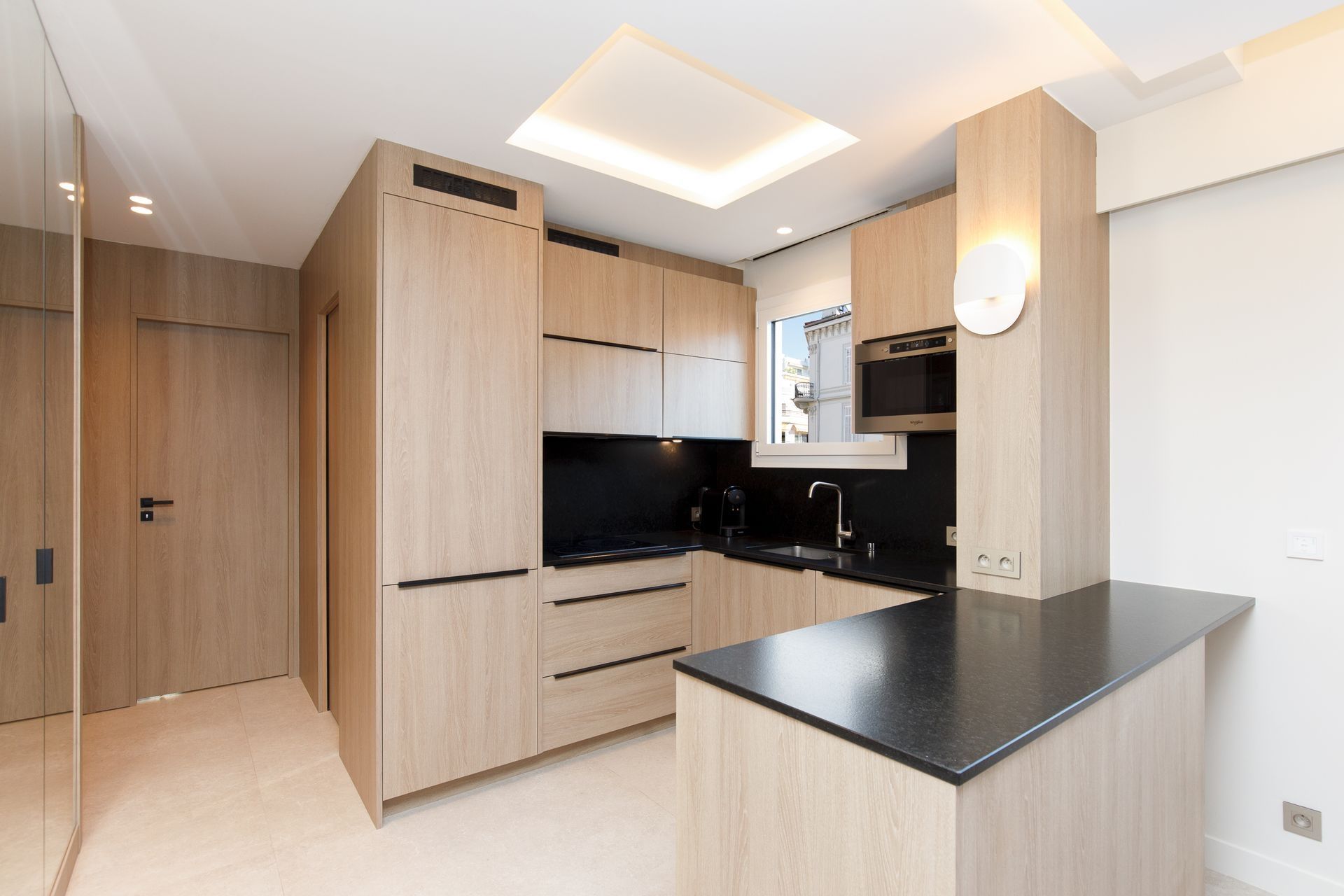 apartment 3 Rooms for sale on CANNES (06400)