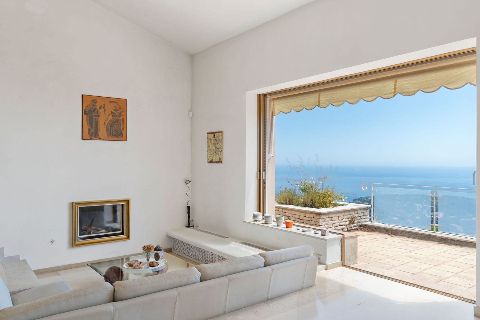 provencal house 11 Rooms for sale on ROQUEBRUNE CAP MARTIN (06190)