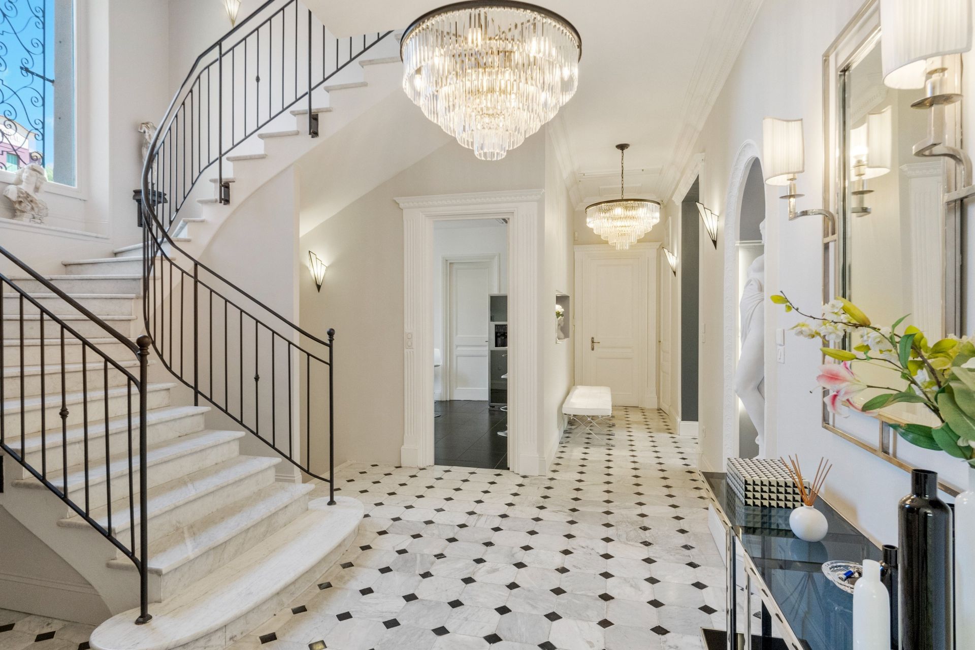 villa 16 Pièces en vente sur CANNES (06400)