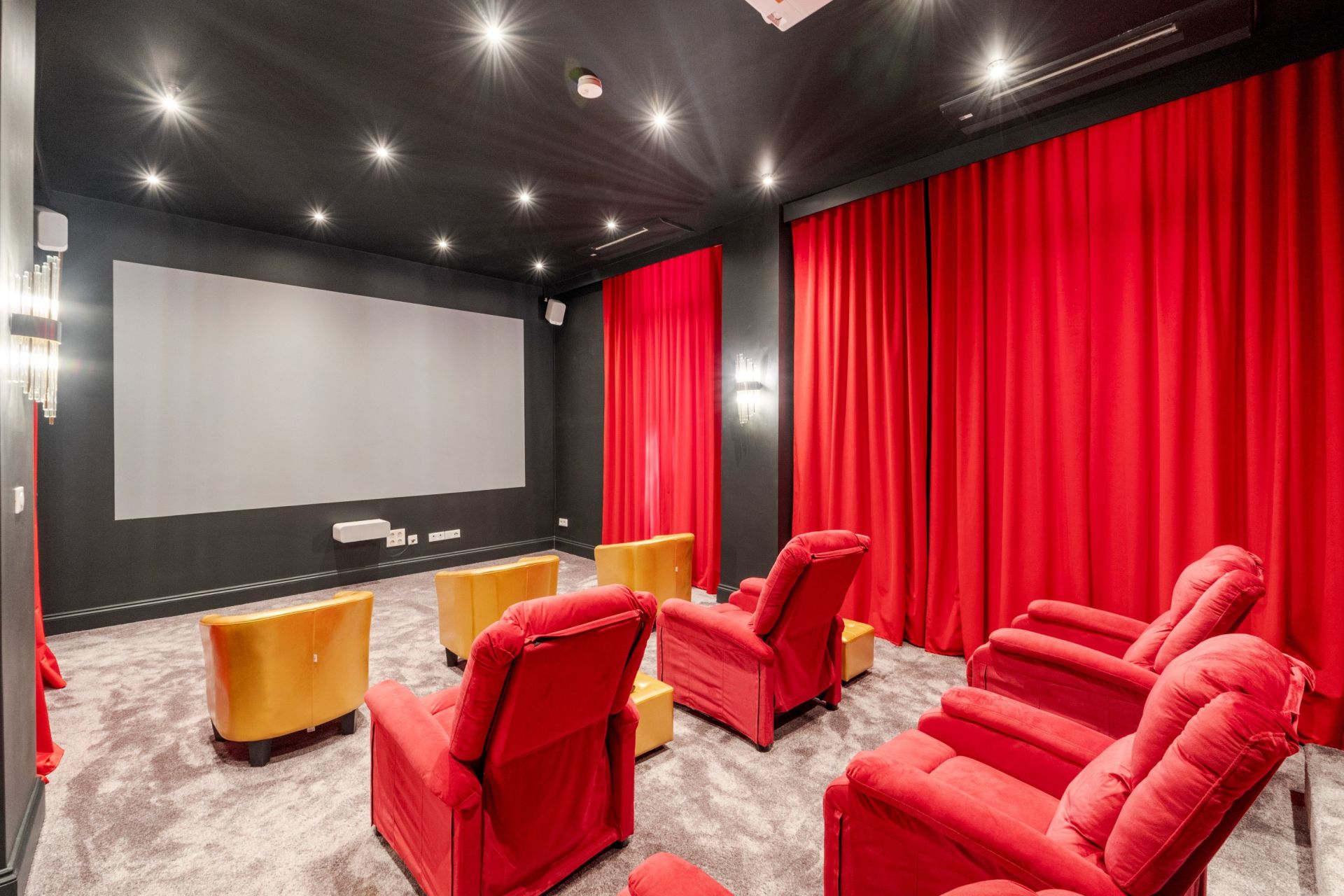 villa 16 Pièces en vente sur CANNES (06400)