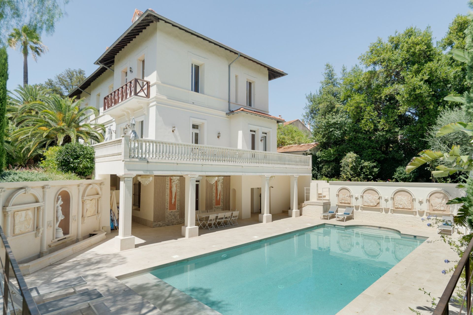 villa 16 Pièces en vente sur CANNES (06400)