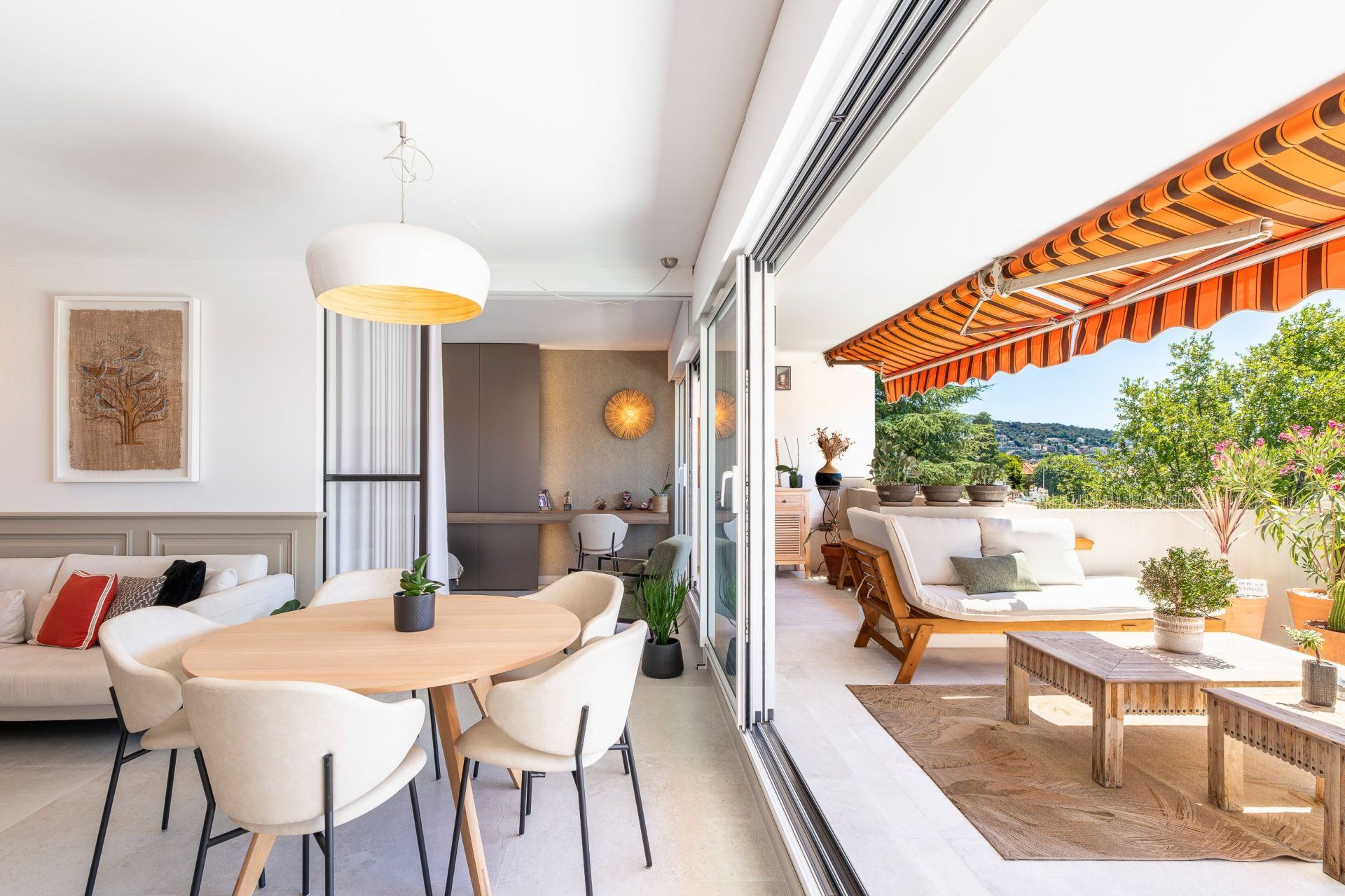 apartment 4 Rooms for sale on NICE (06000)