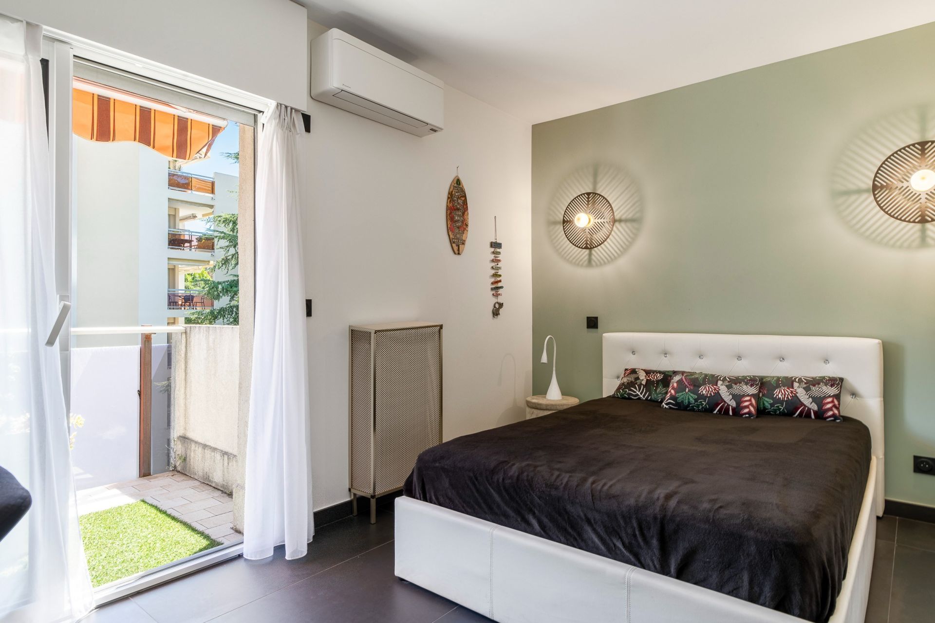 apartment 4 Rooms for sale on NICE (06000)