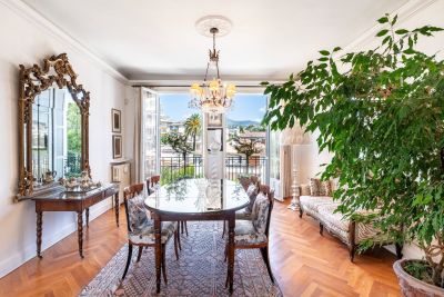 Vente Appartement Nice 5 Pièces 149 m²
