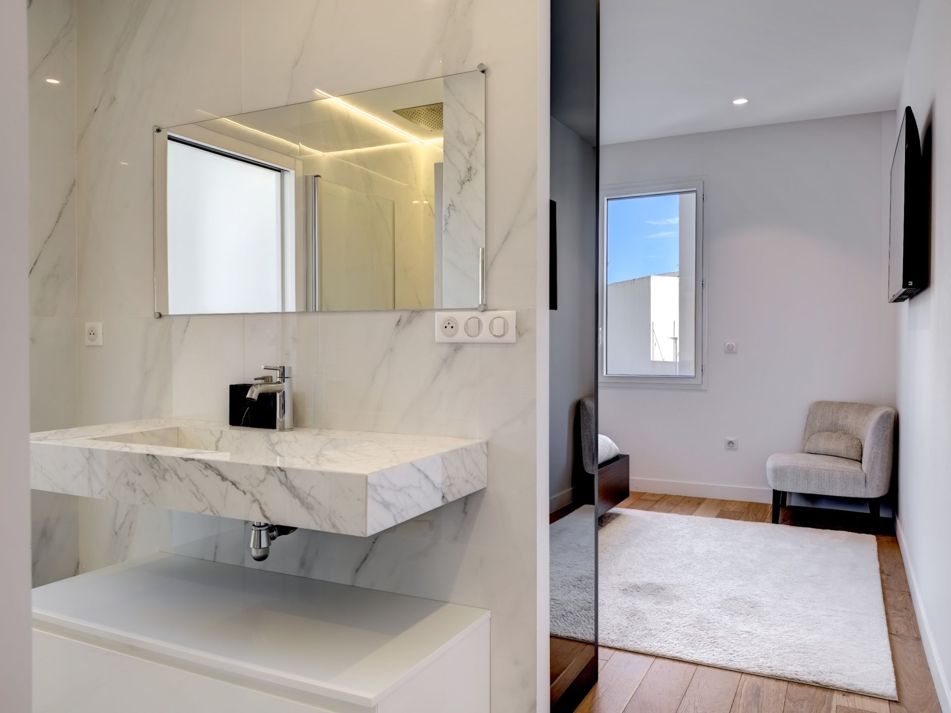 apartment 3 Rooms for sale on CANNES (06400)