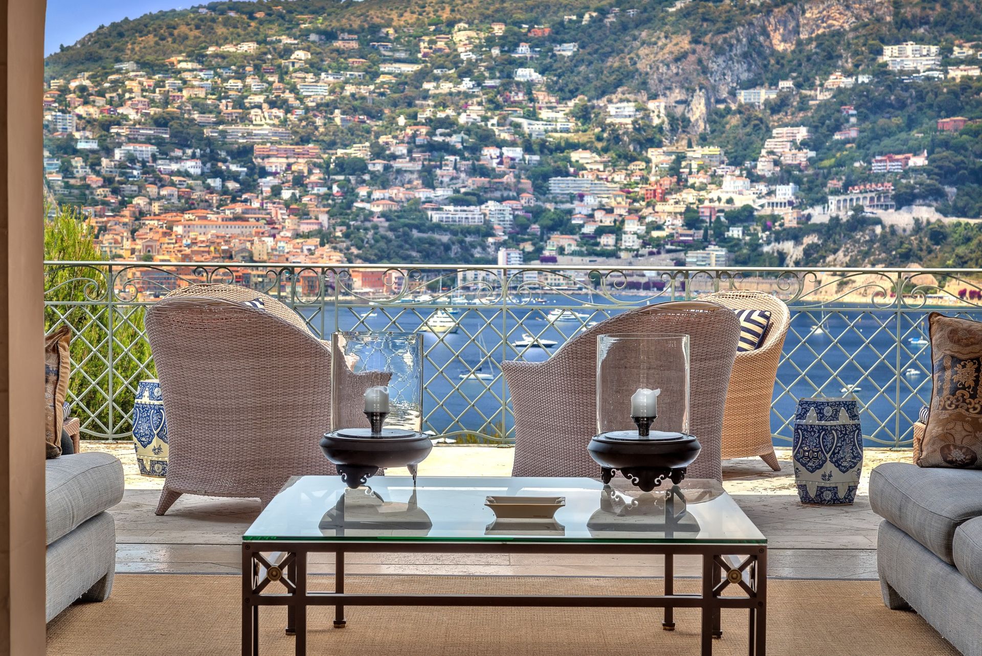 villa 12 Rooms for sale on ST JEAN CAP FERRAT (06230)