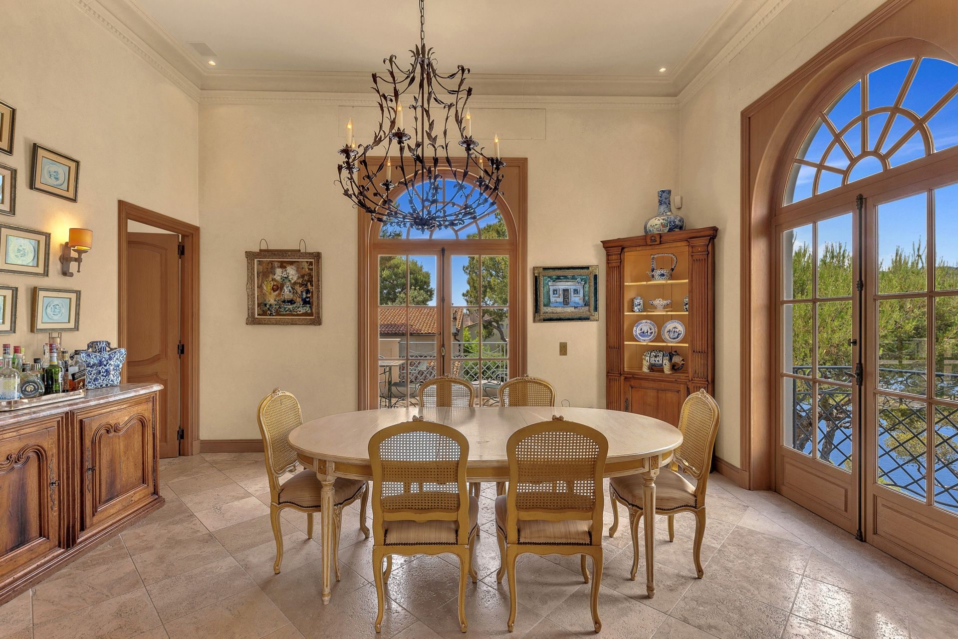 villa 12 Rooms for sale on ST JEAN CAP FERRAT (06230)