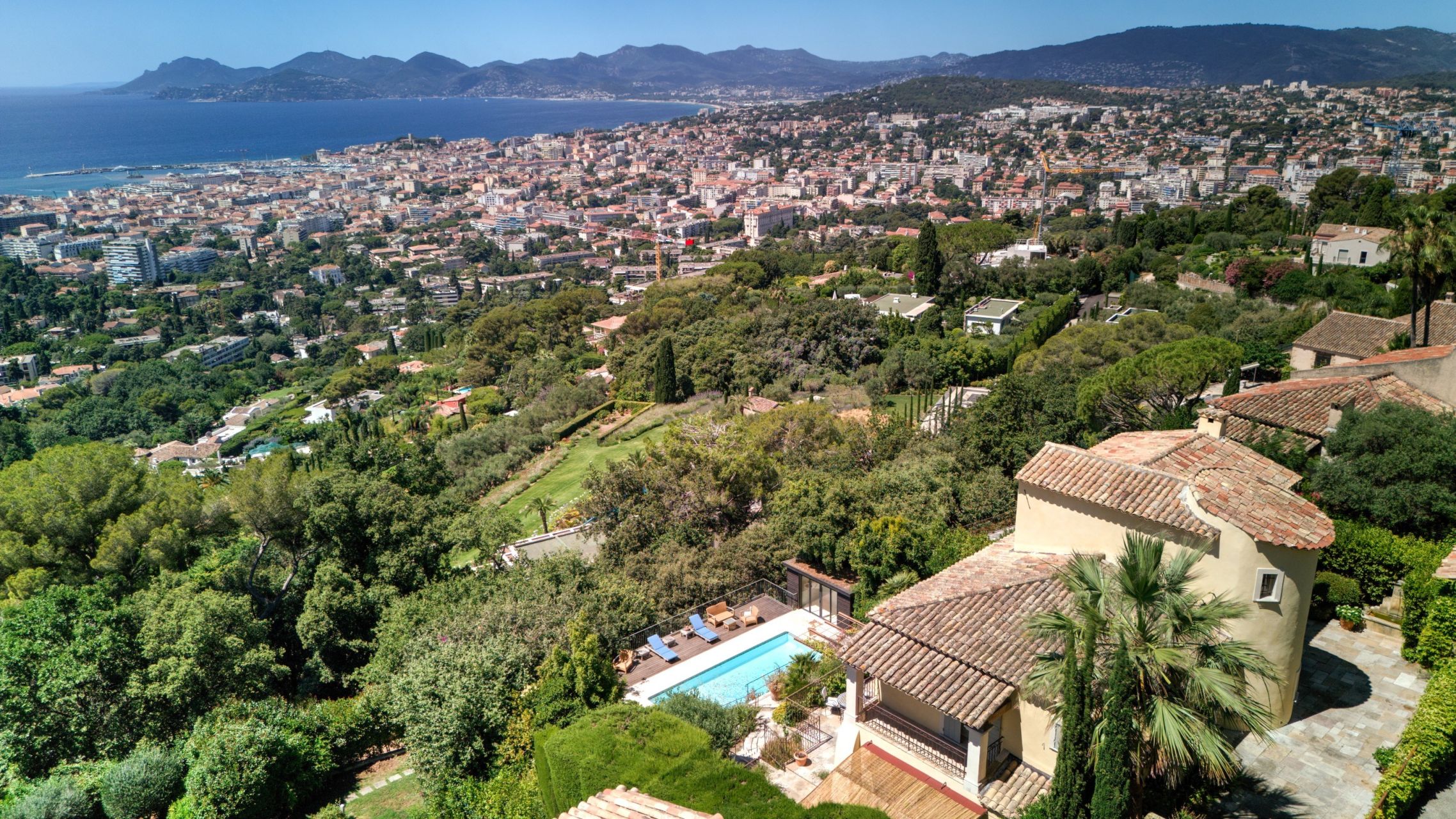 villa 7 Pièces en vente sur CANNES (06400)