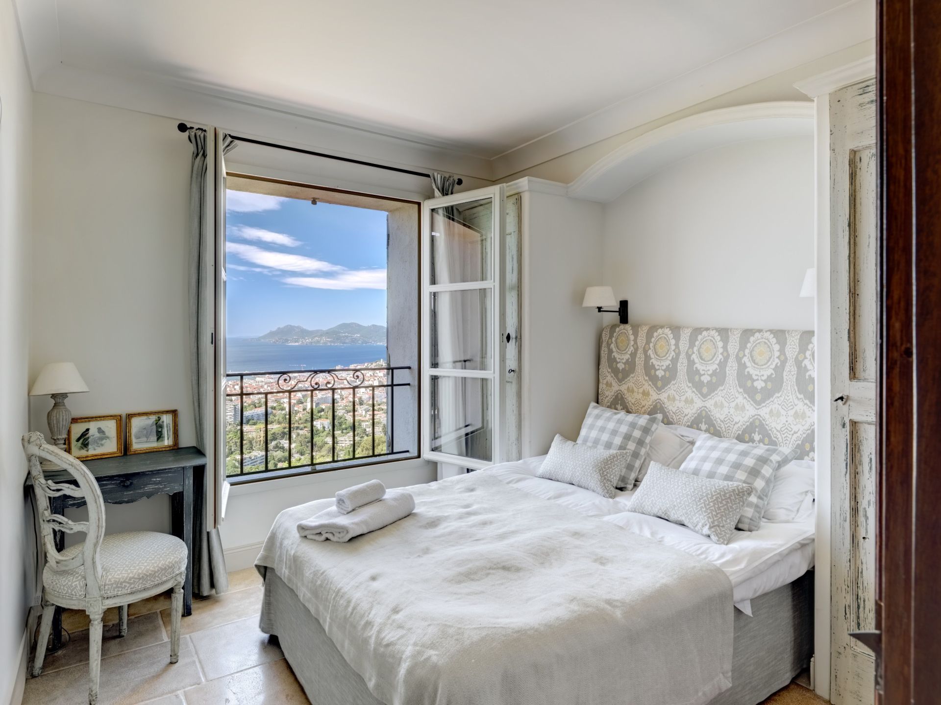 villa 7 Pièces en vente sur CANNES (06400)