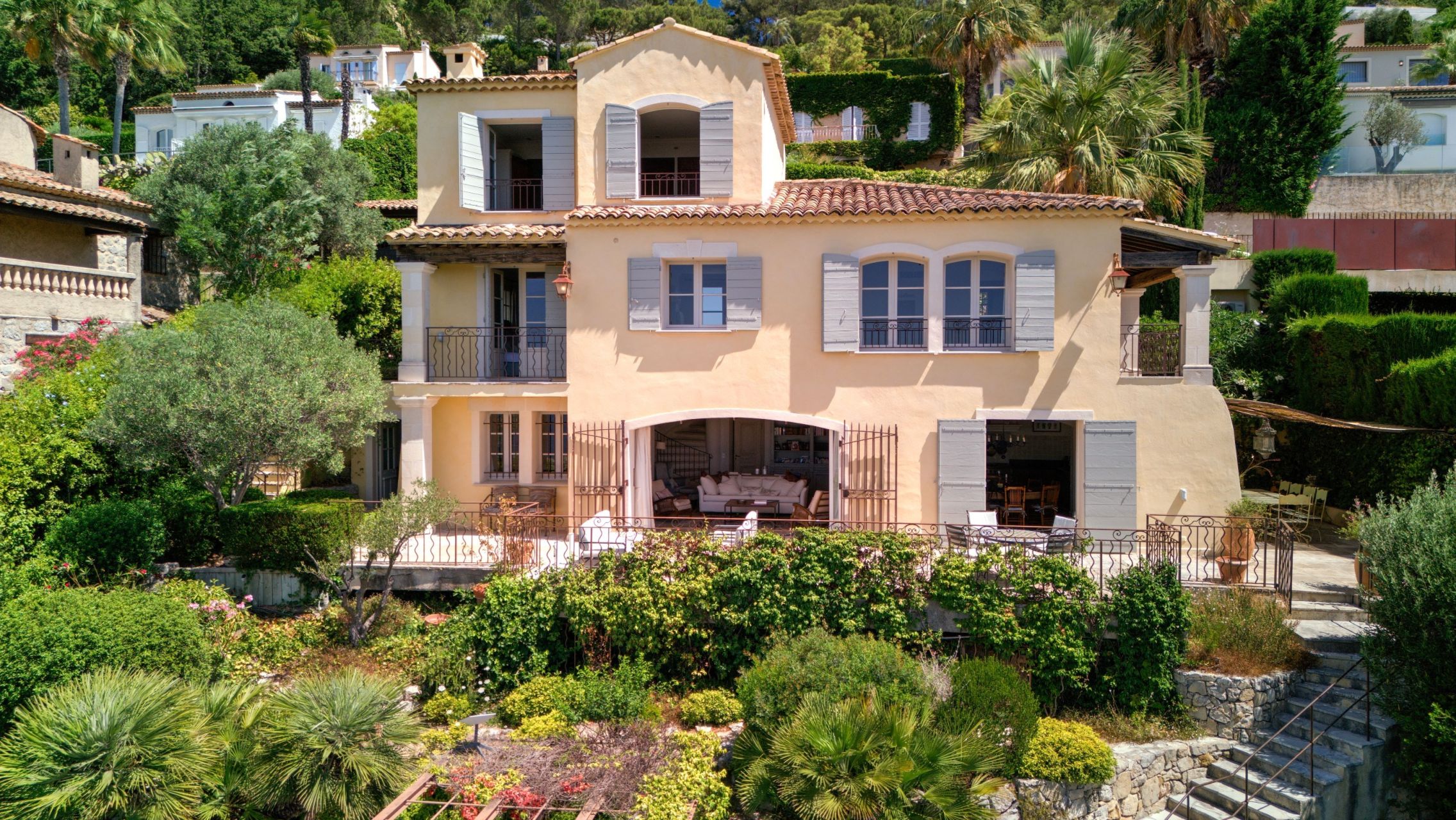 villa 7 Pièces en vente sur CANNES (06400)