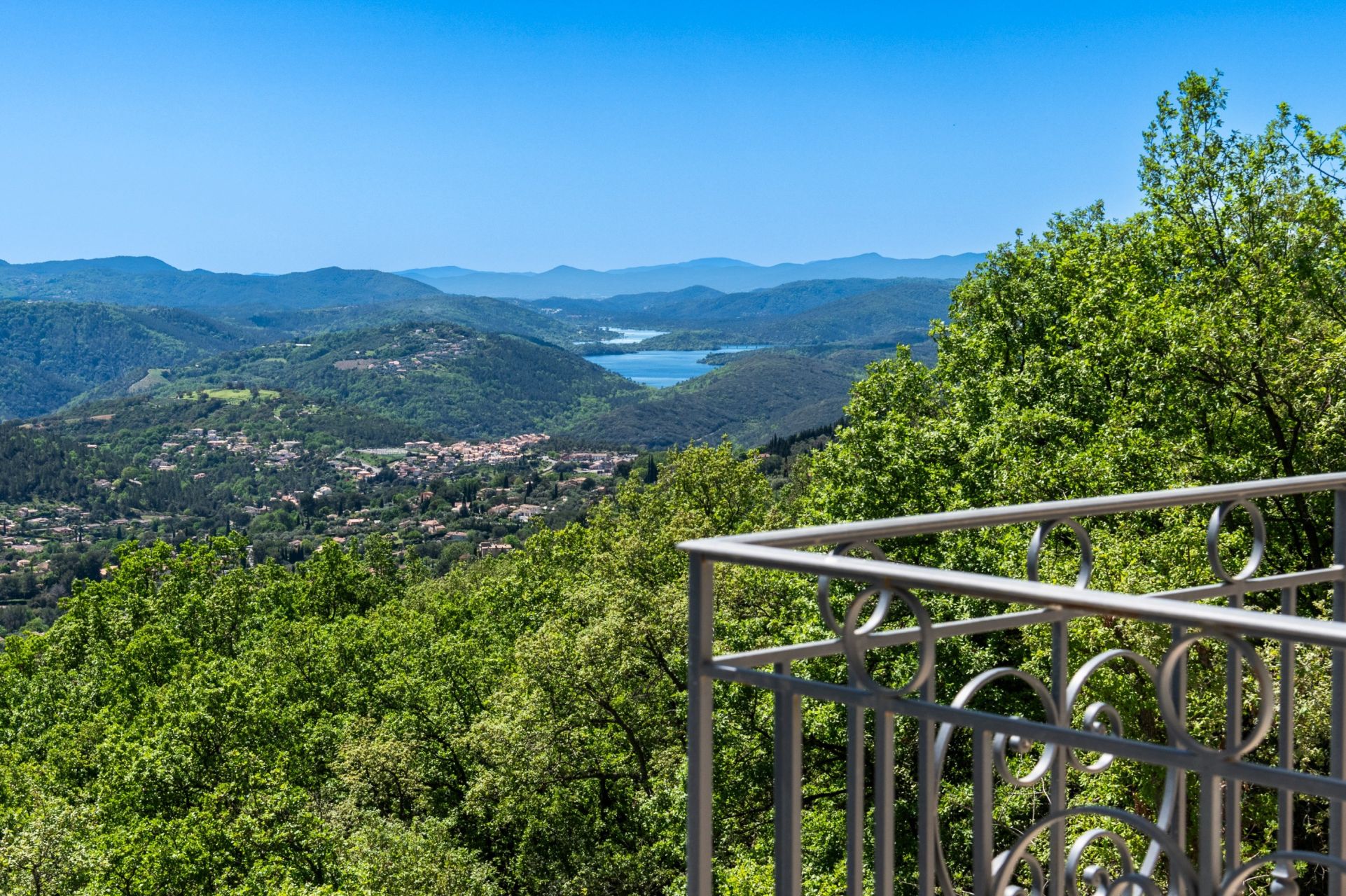 villa 6 Pièces en vente sur SPERACEDES (06530)