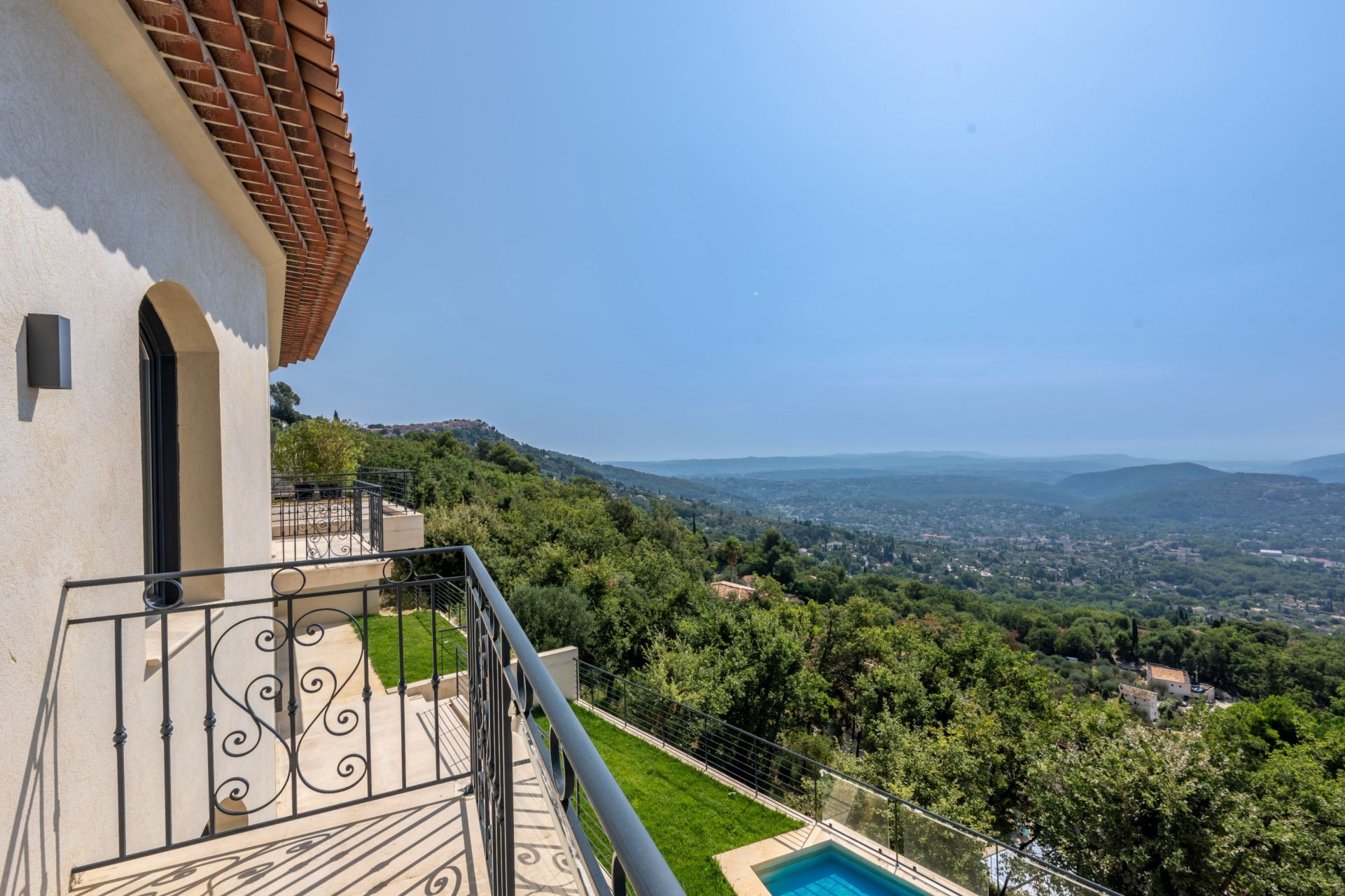 villa 6 Pièces en vente sur SPERACEDES (06530)