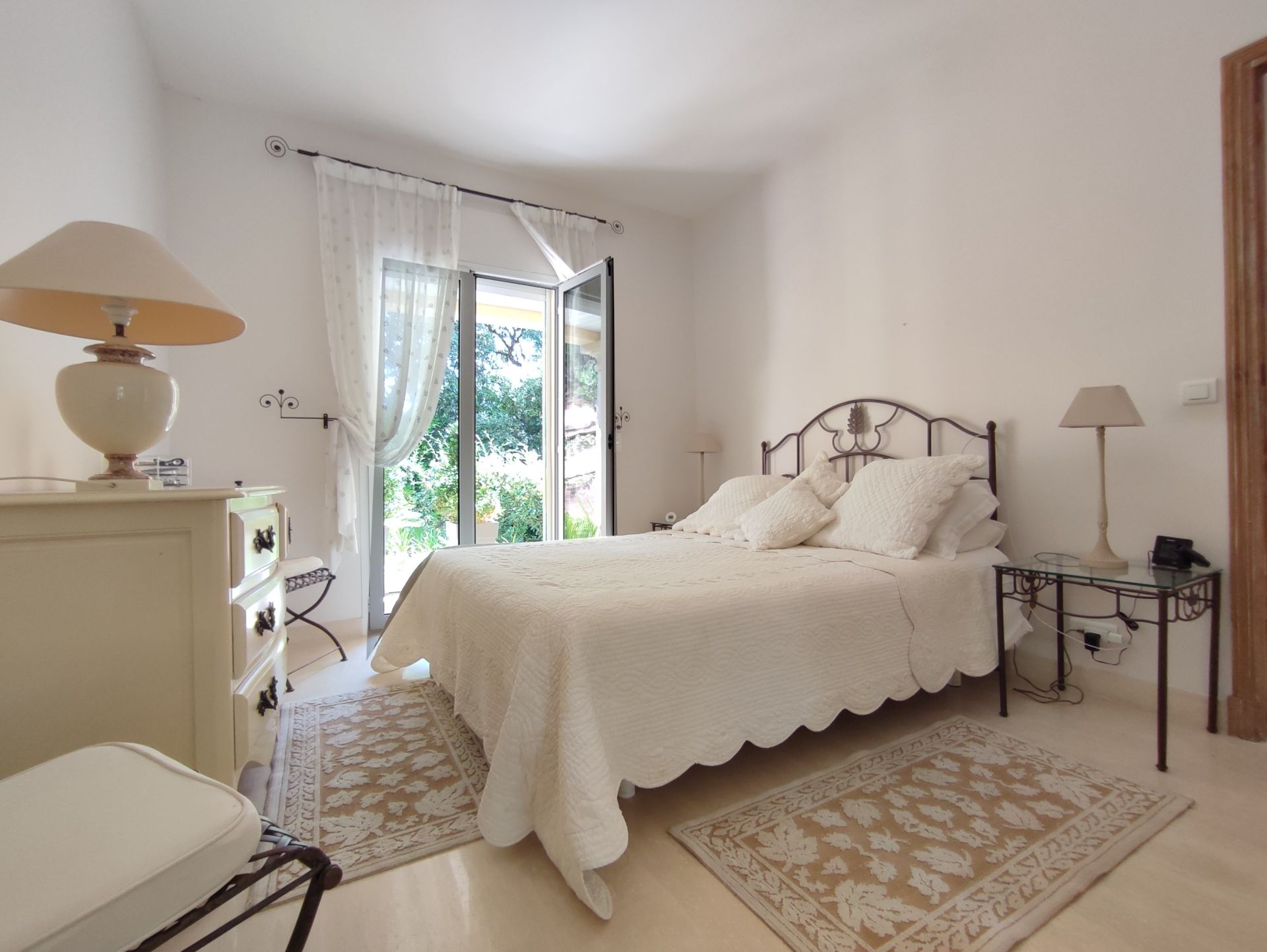 villa 7 Pièces en vente sur ANTHEOR (83530)