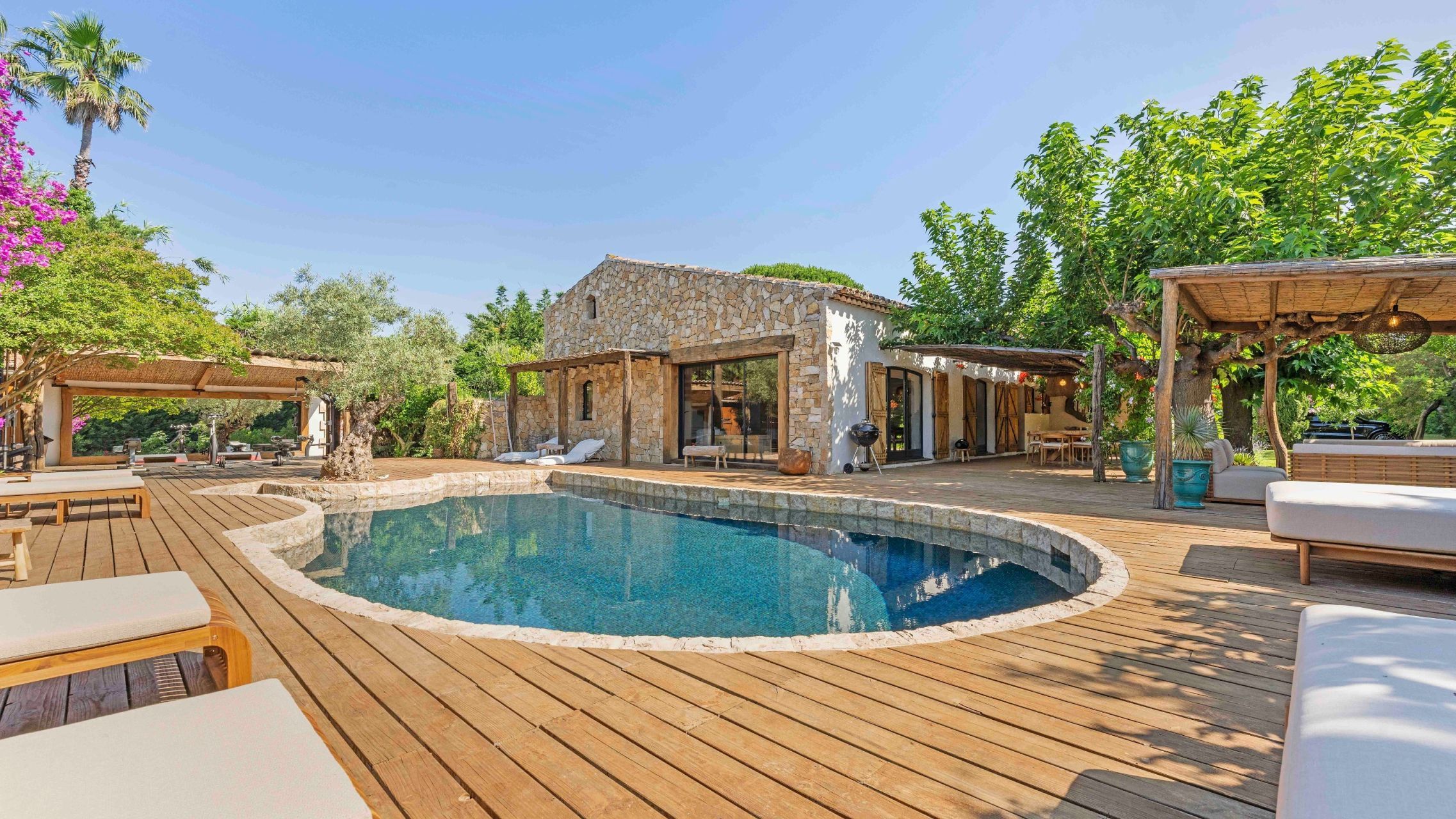 maison provençale 8 Pièces en vente sur GRIMAUD (83310)