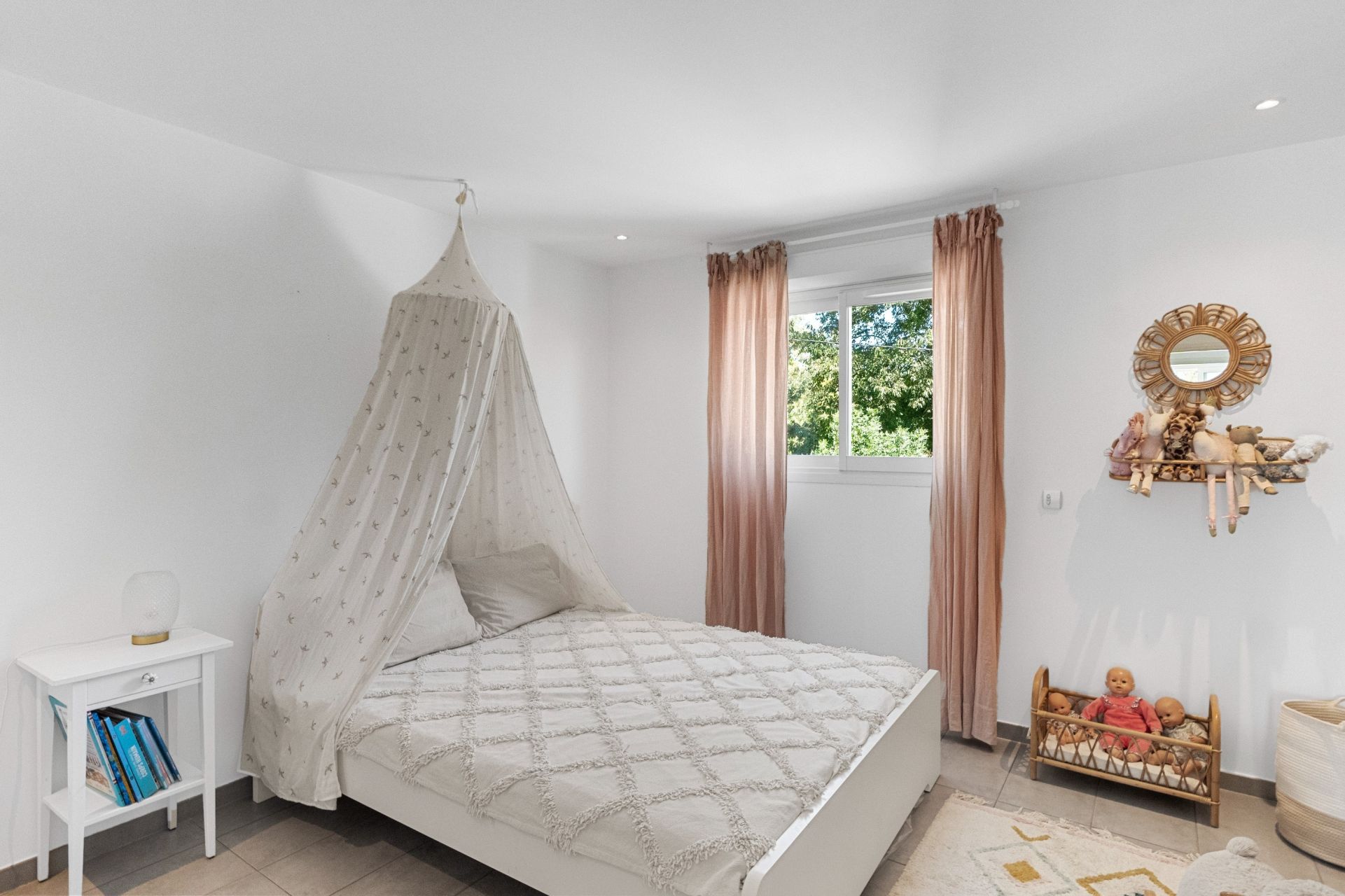 maison 7 Pièces en vente sur LA ROQUETTE SUR SIAGNE (06550)