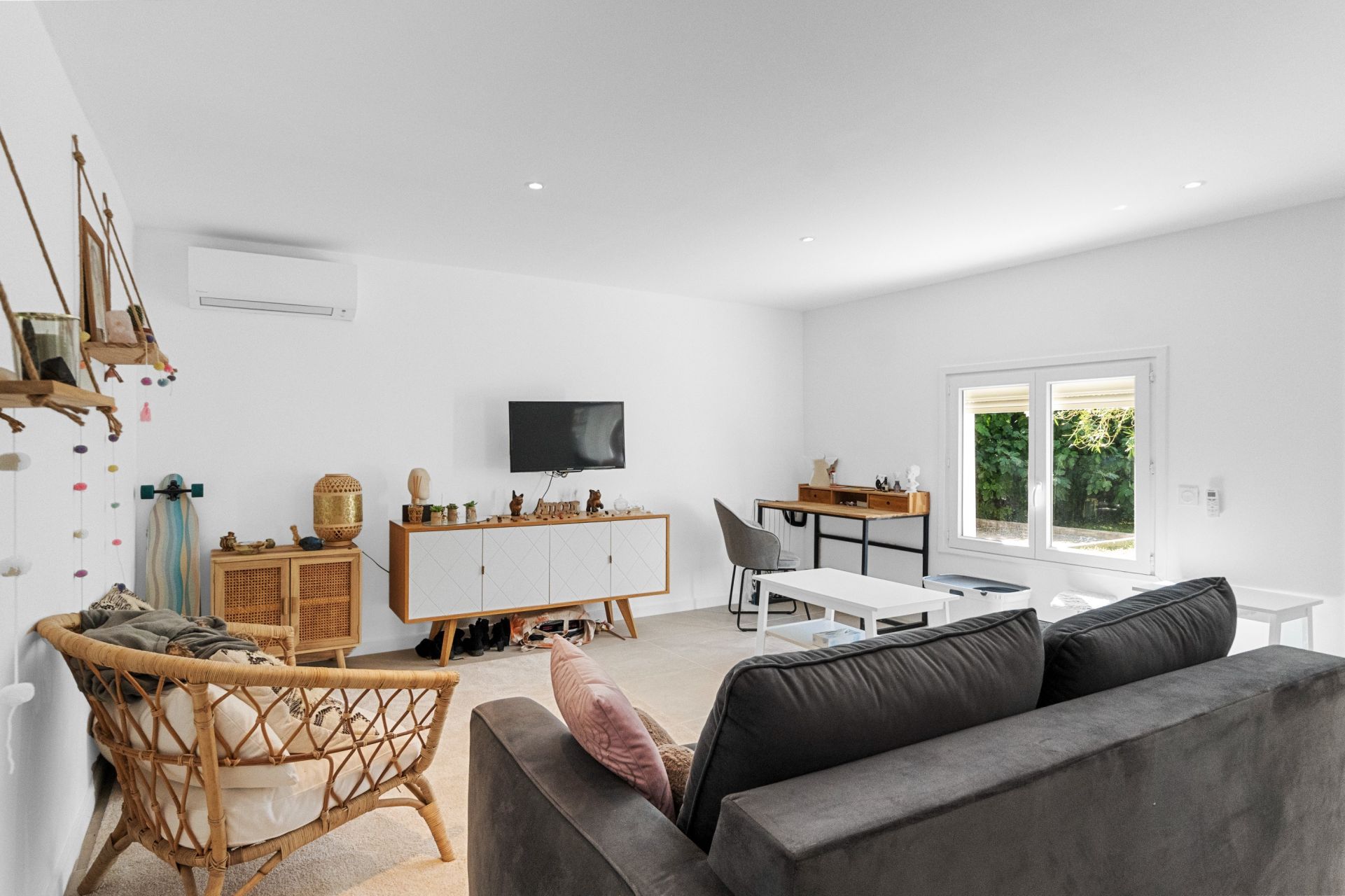 maison 7 Pièces en vente sur LA ROQUETTE SUR SIAGNE (06550)