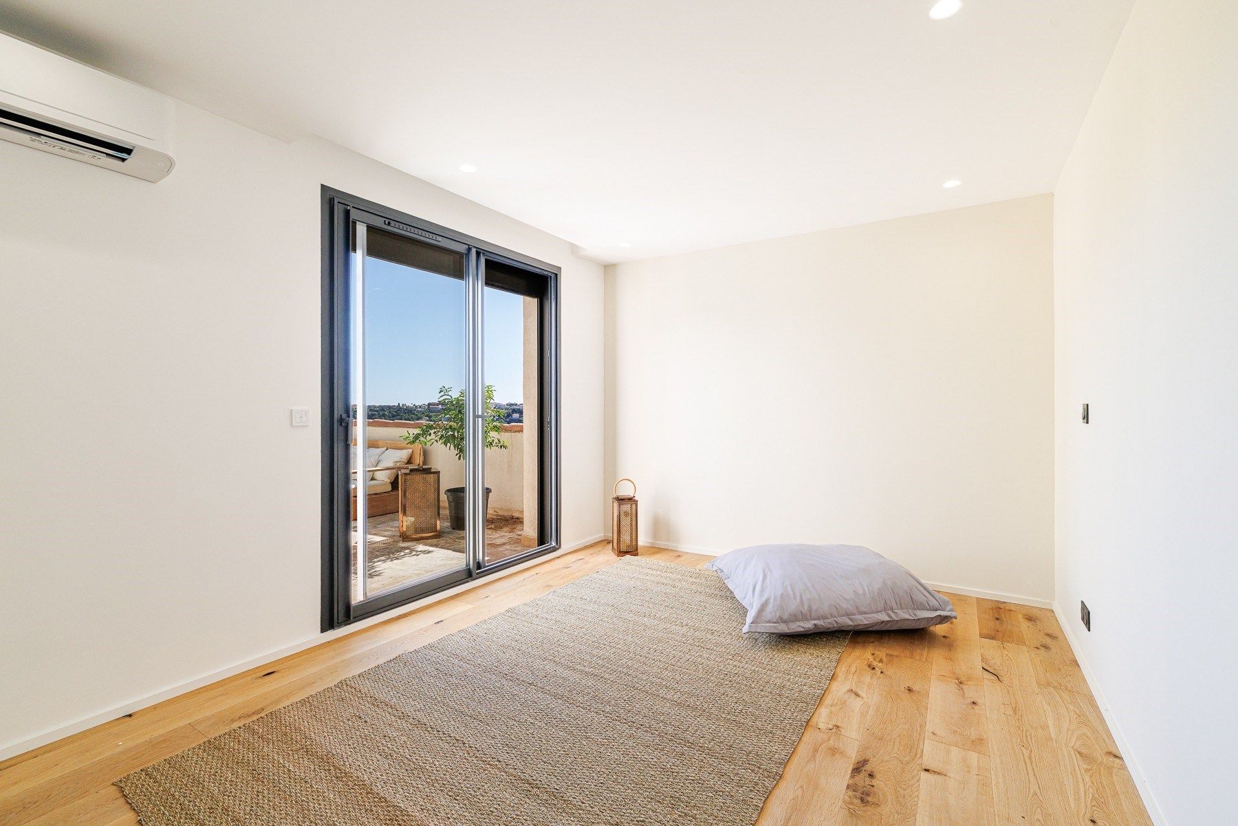 maison 9 Pièces en vente sur NICE (06000)