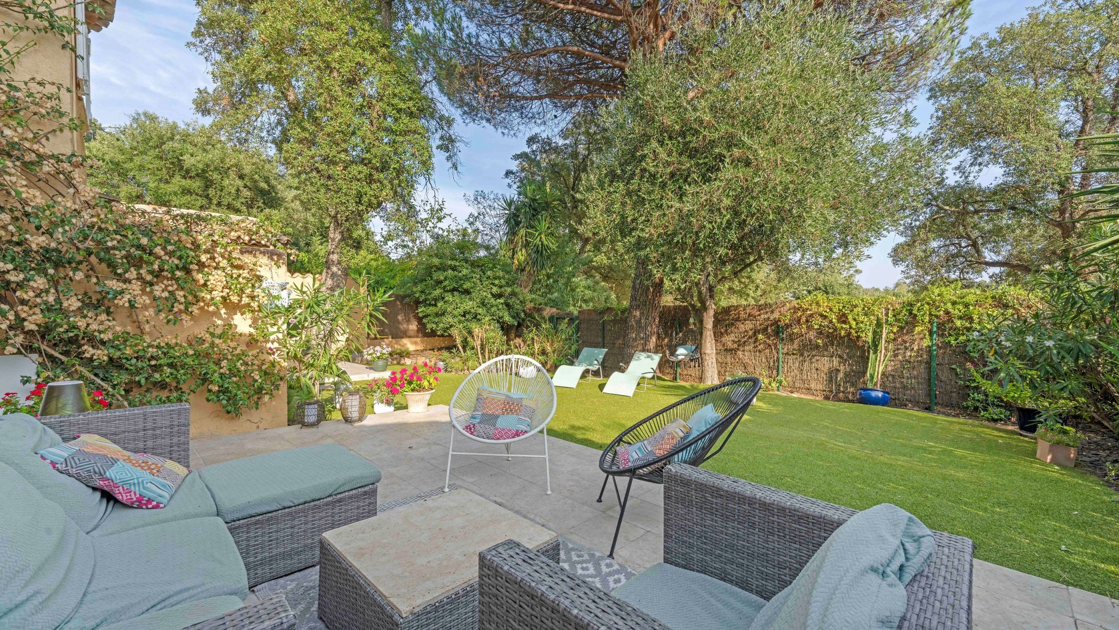 mazet 6 Rooms for sale on GRIMAUD (83310)