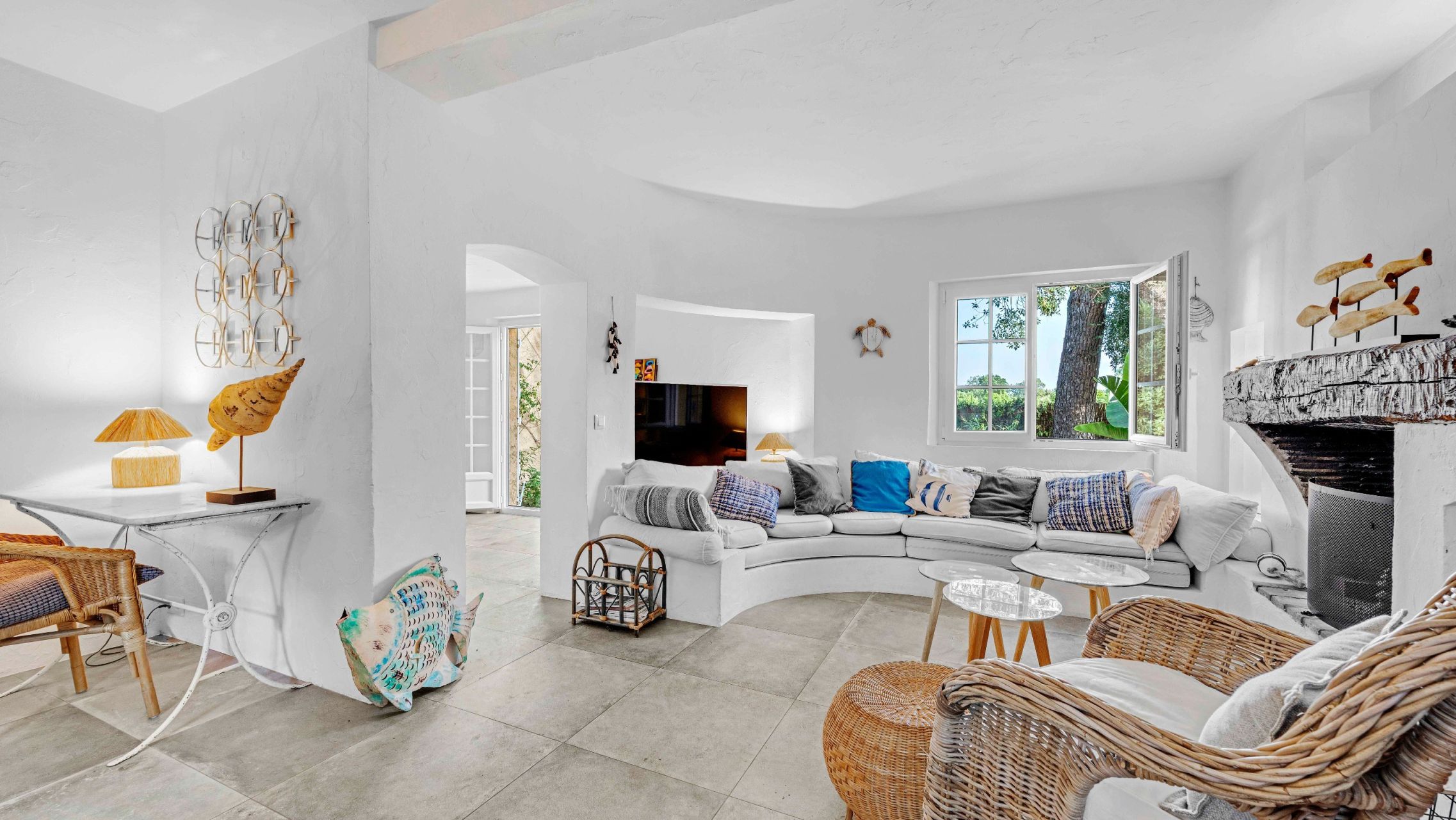 mazet 6 Rooms for sale on GRIMAUD (83310)