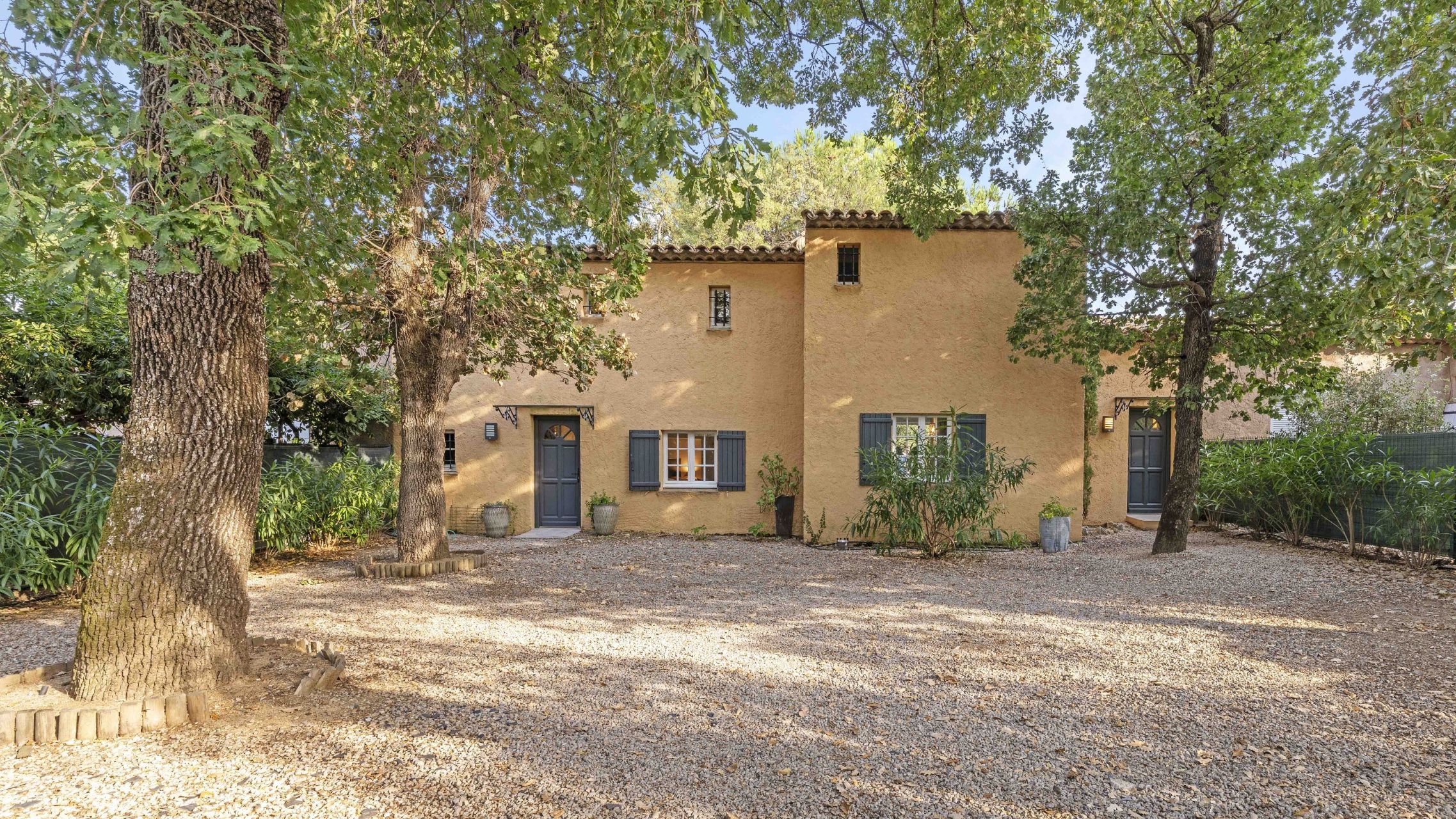 mazet 6 Rooms for sale on GRIMAUD (83310)