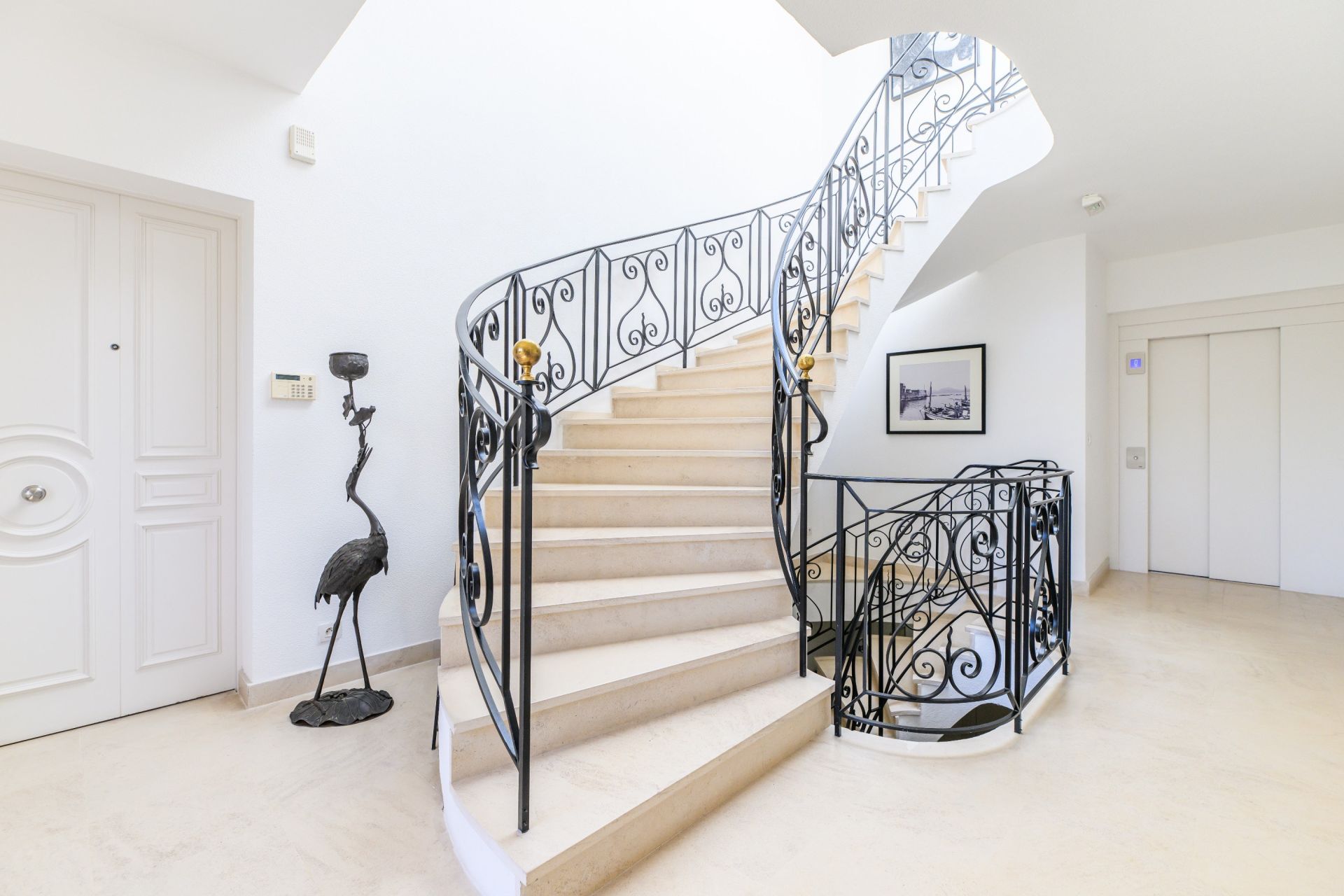 appartement 6 Pièces en vente sur ST TROPEZ (83990)