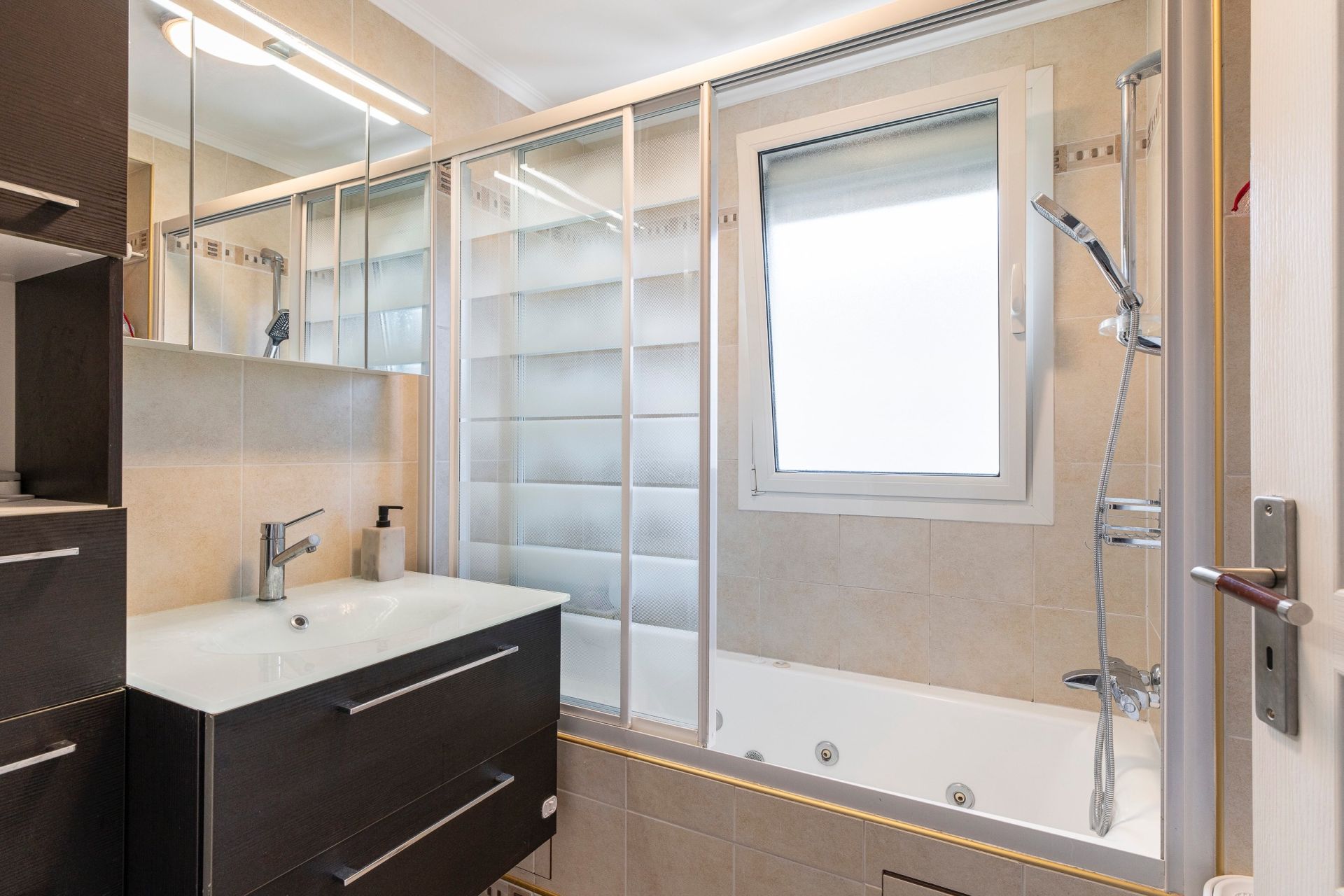 appartement 4 Pièces en vente sur ST LAURENT DU VAR (06700)